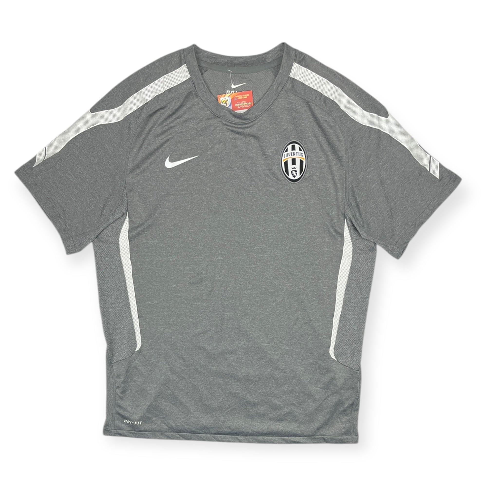 Juventus 2010 Training Shirt L Full Time Fits