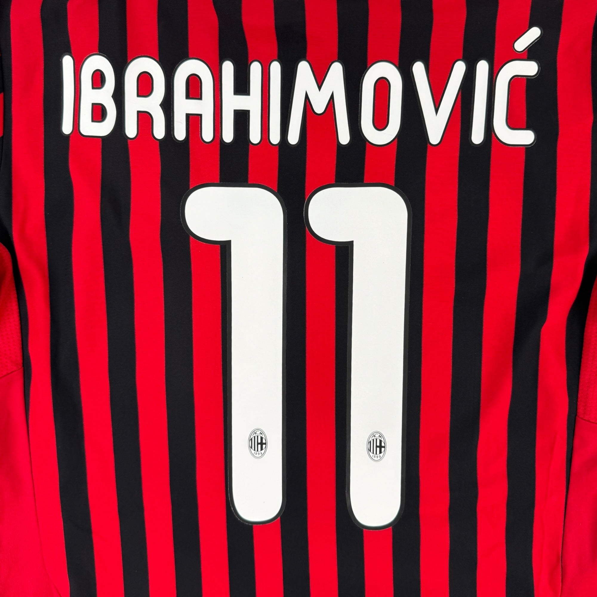 AC Milan 2012 Home Shirt, Ibrahimovic 11 (M)
