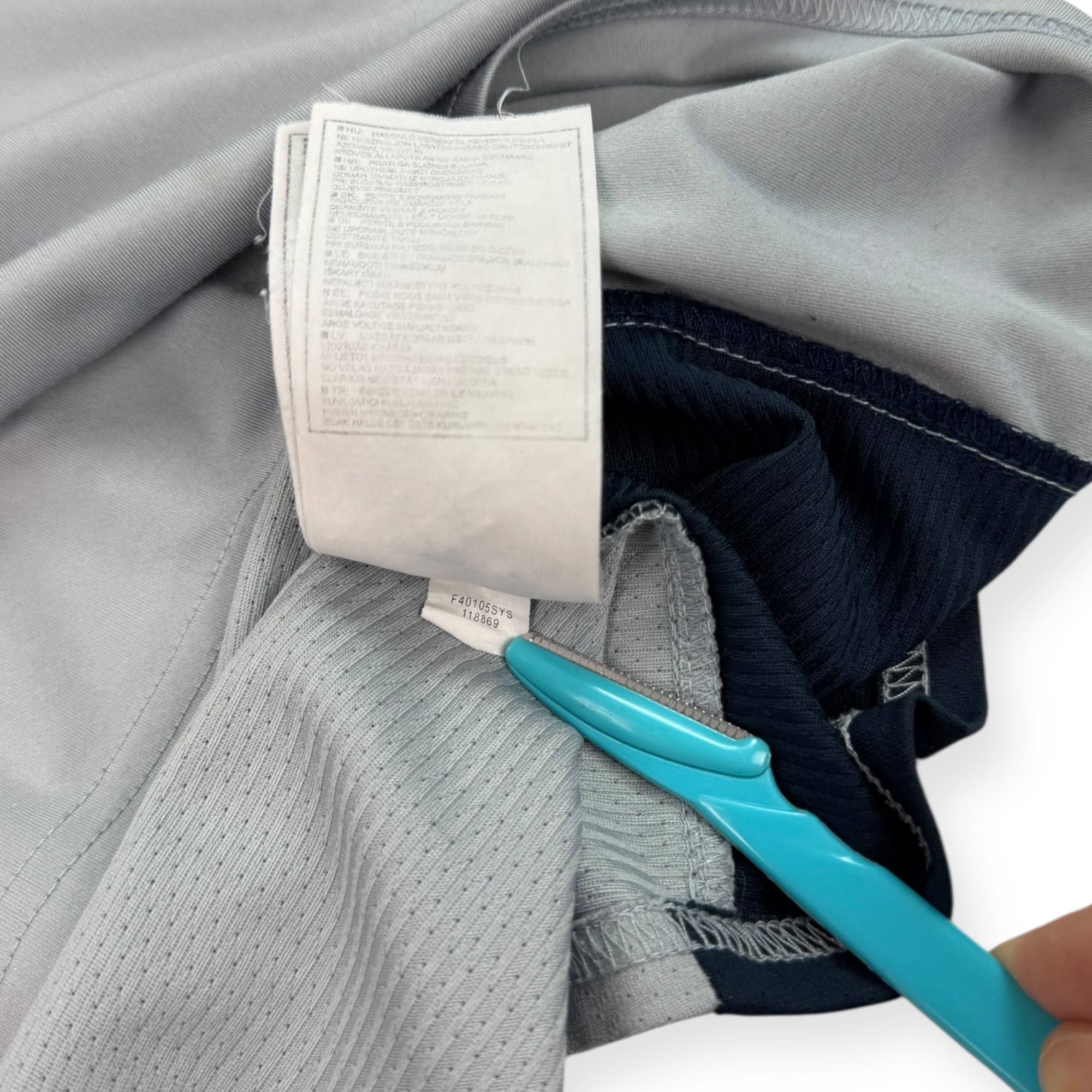 FC Barcelona 2004 Training Shirt (M)