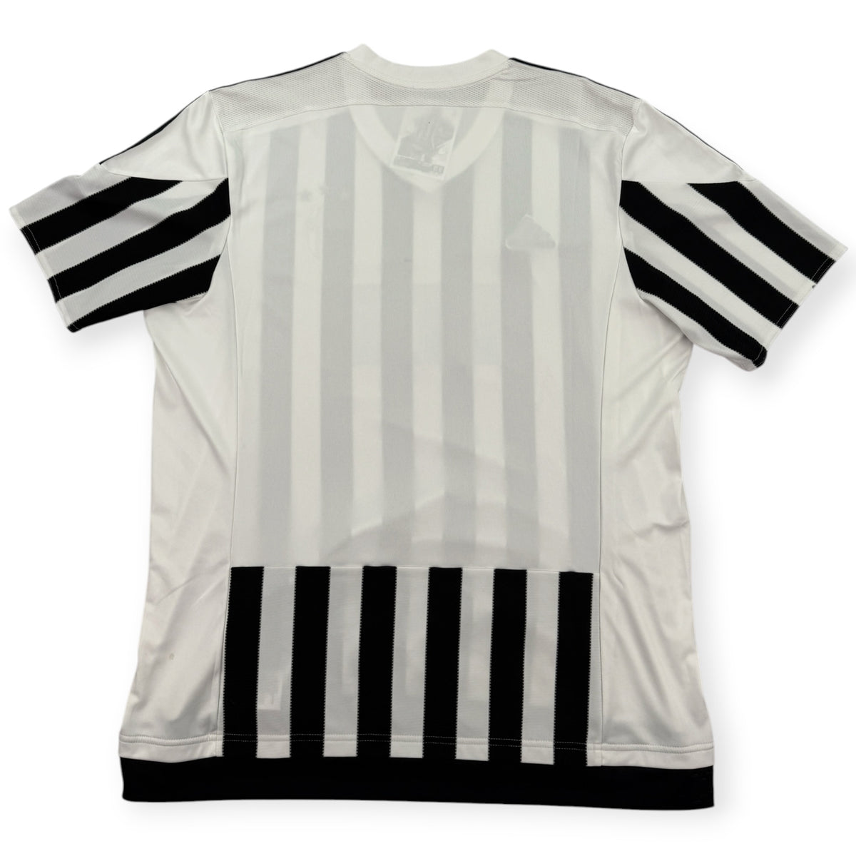 Juventus 2015 Home Shirt (XL)