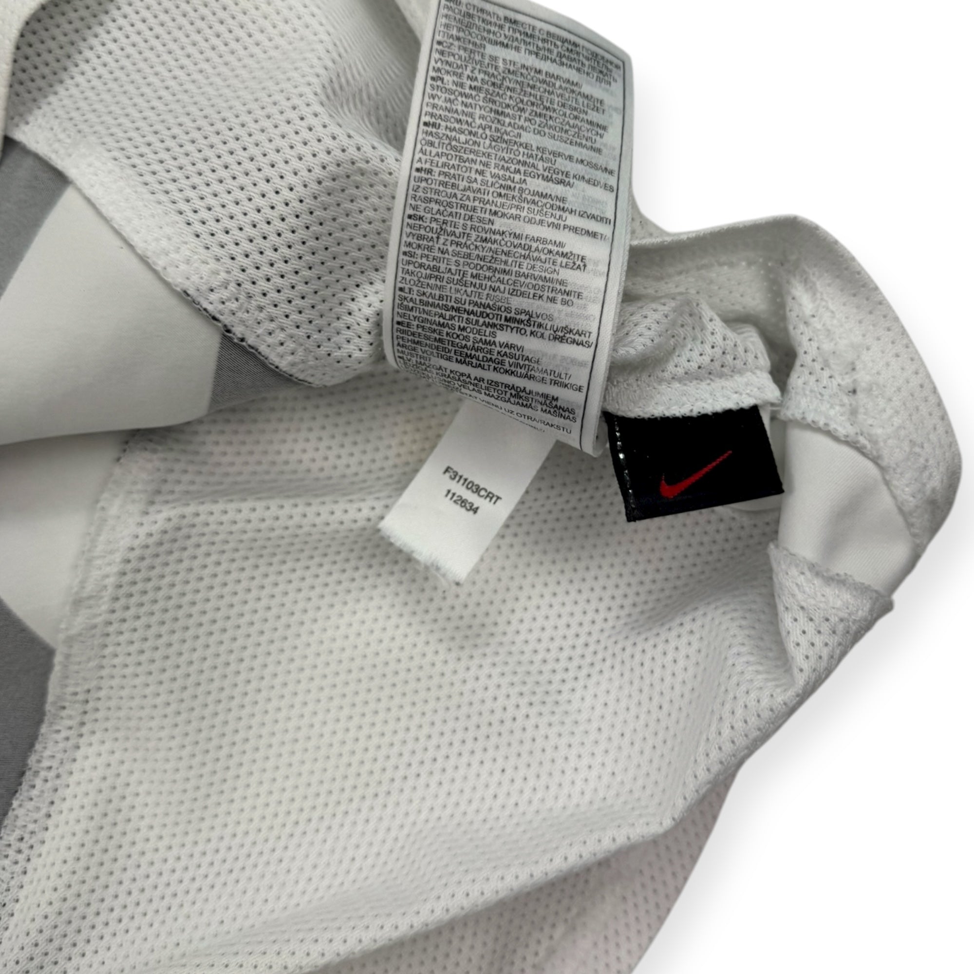 Juventus 2003 Home Shirt (S)