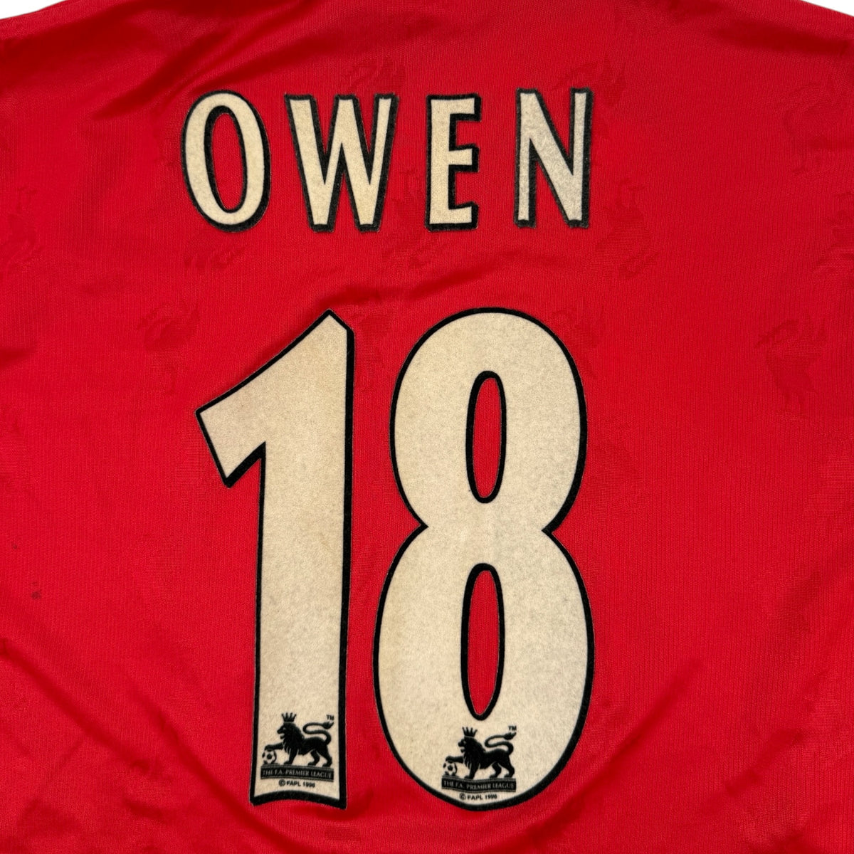 Liverpool 1996 Home Shirt, Owen 18 (S)