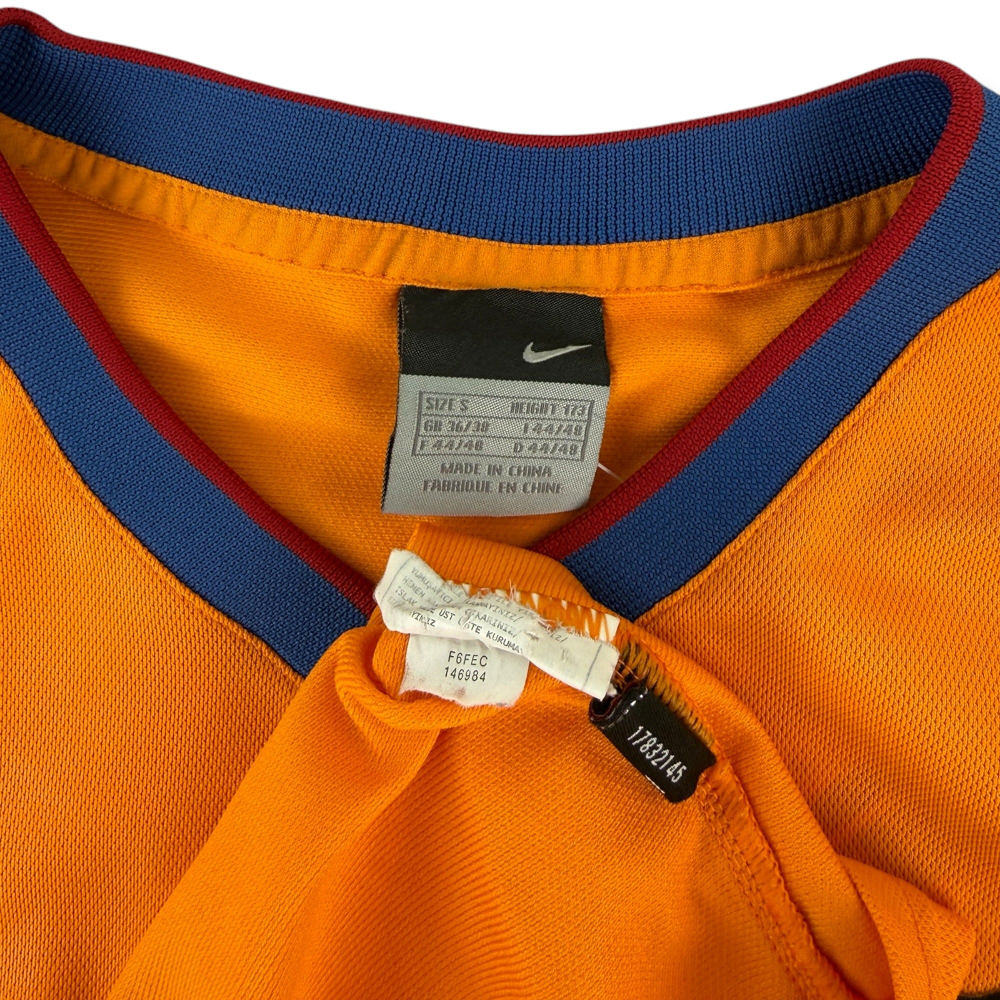 FC Barcelona 2006 Away Shirt (S)