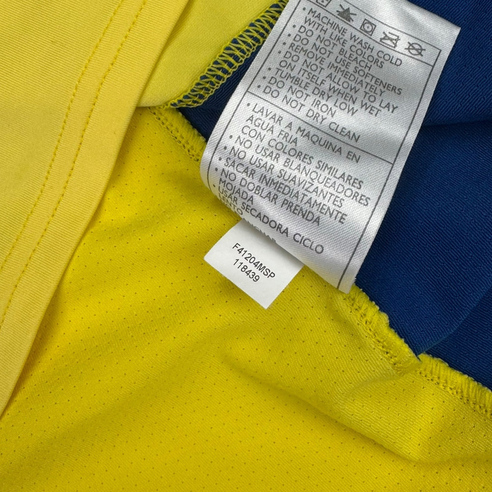 Club America 2004 Training Shirt (S)