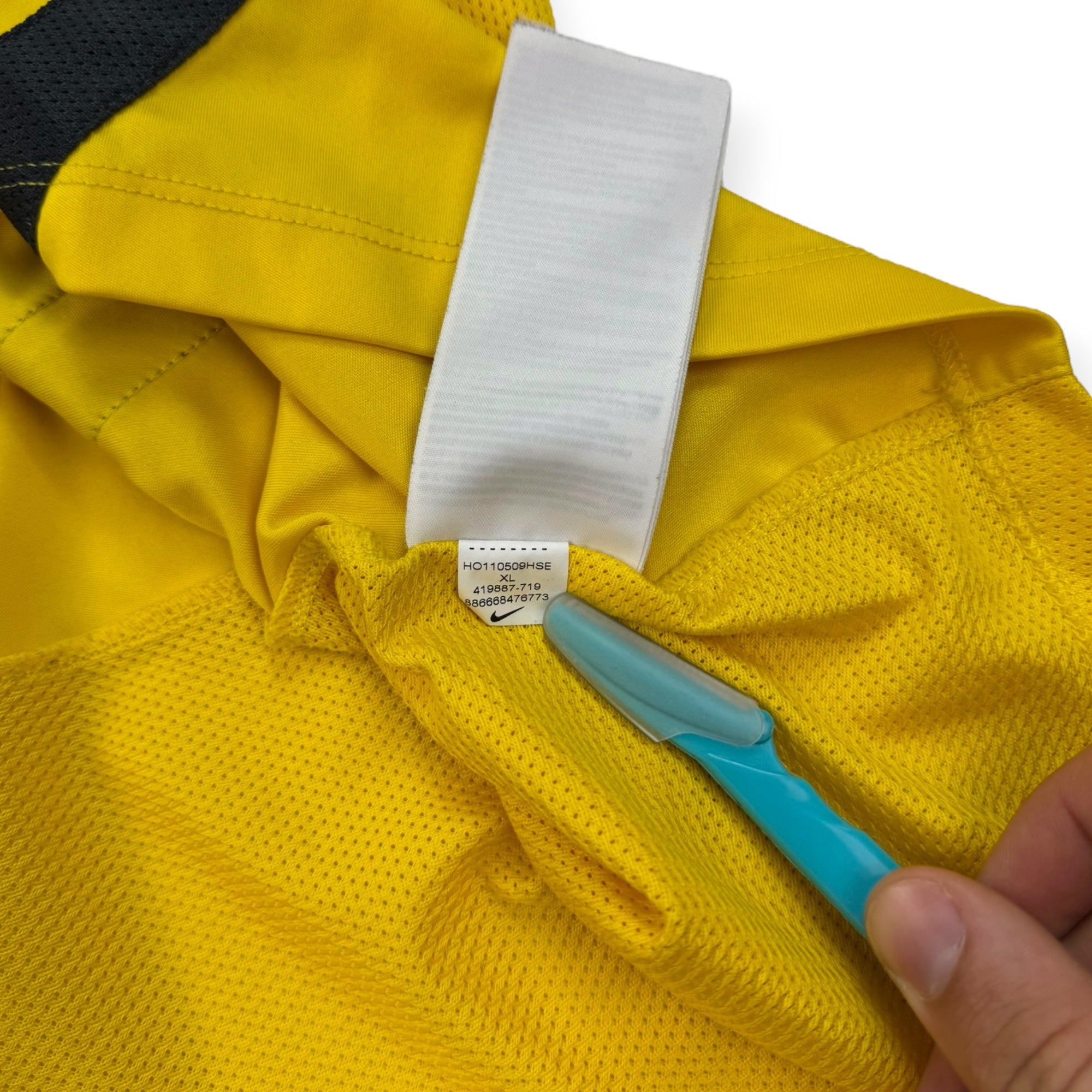 FC Barcelona 2011 L/S Training Shirt (XL)