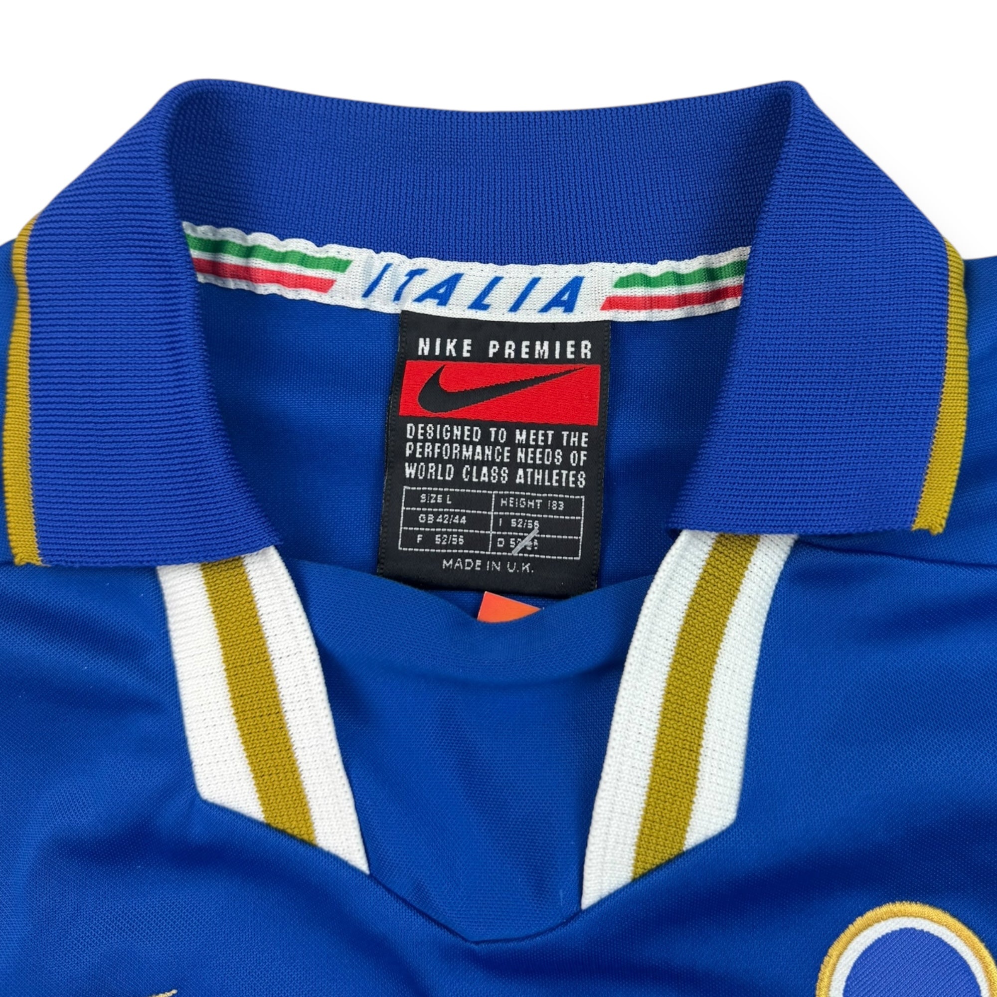 Italy 1996 Home Shirt (L)