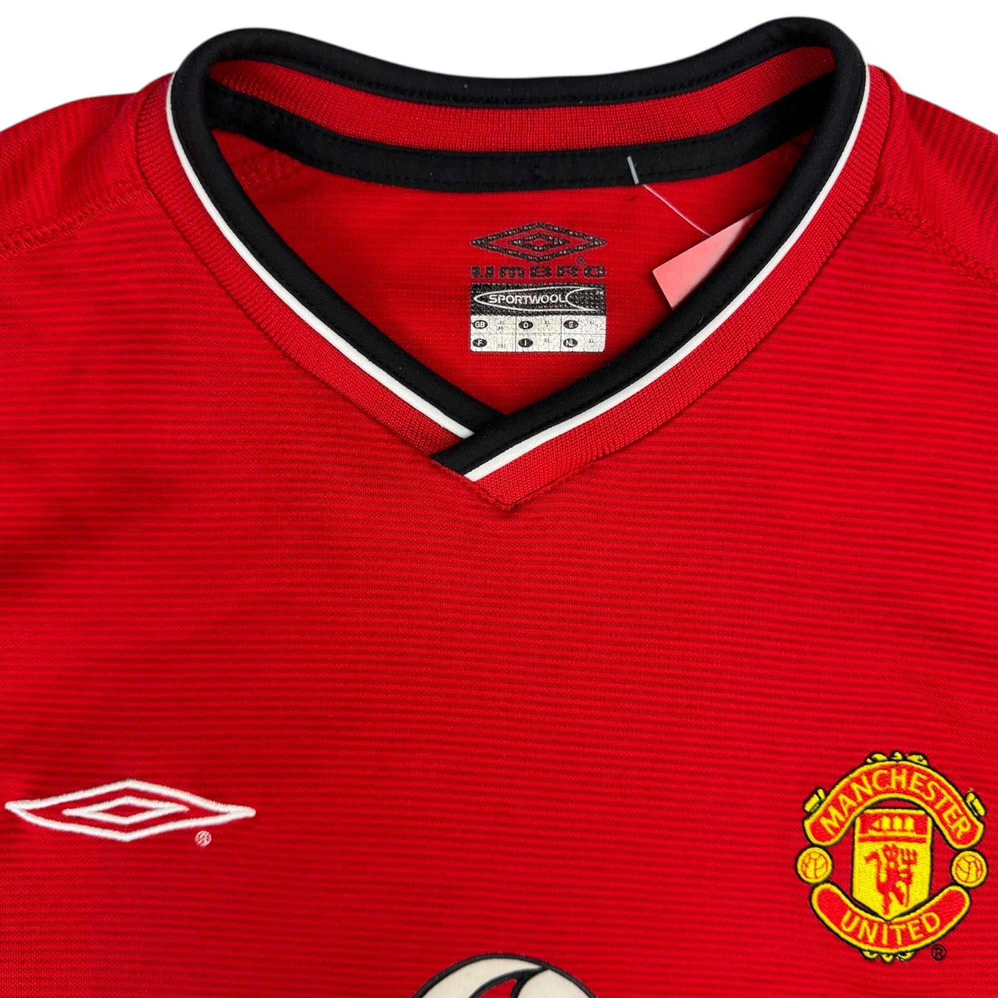 Manchester United 2000 Home Shirt (XL)