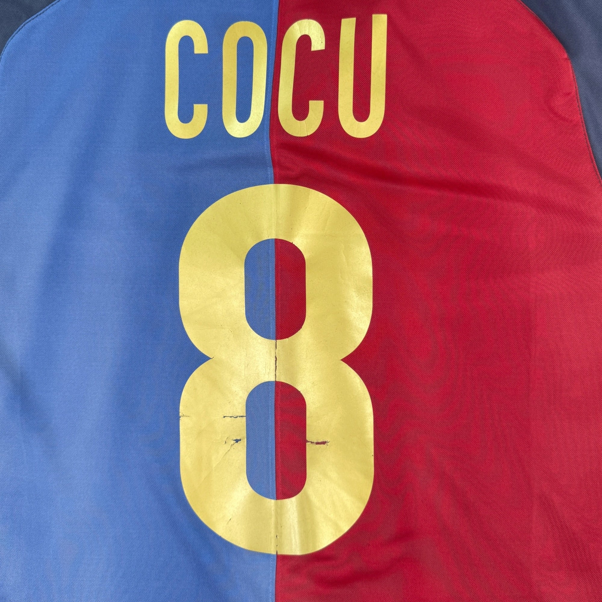 FC Barcelona 1999 Home Shirt, Cocu 8 (M)