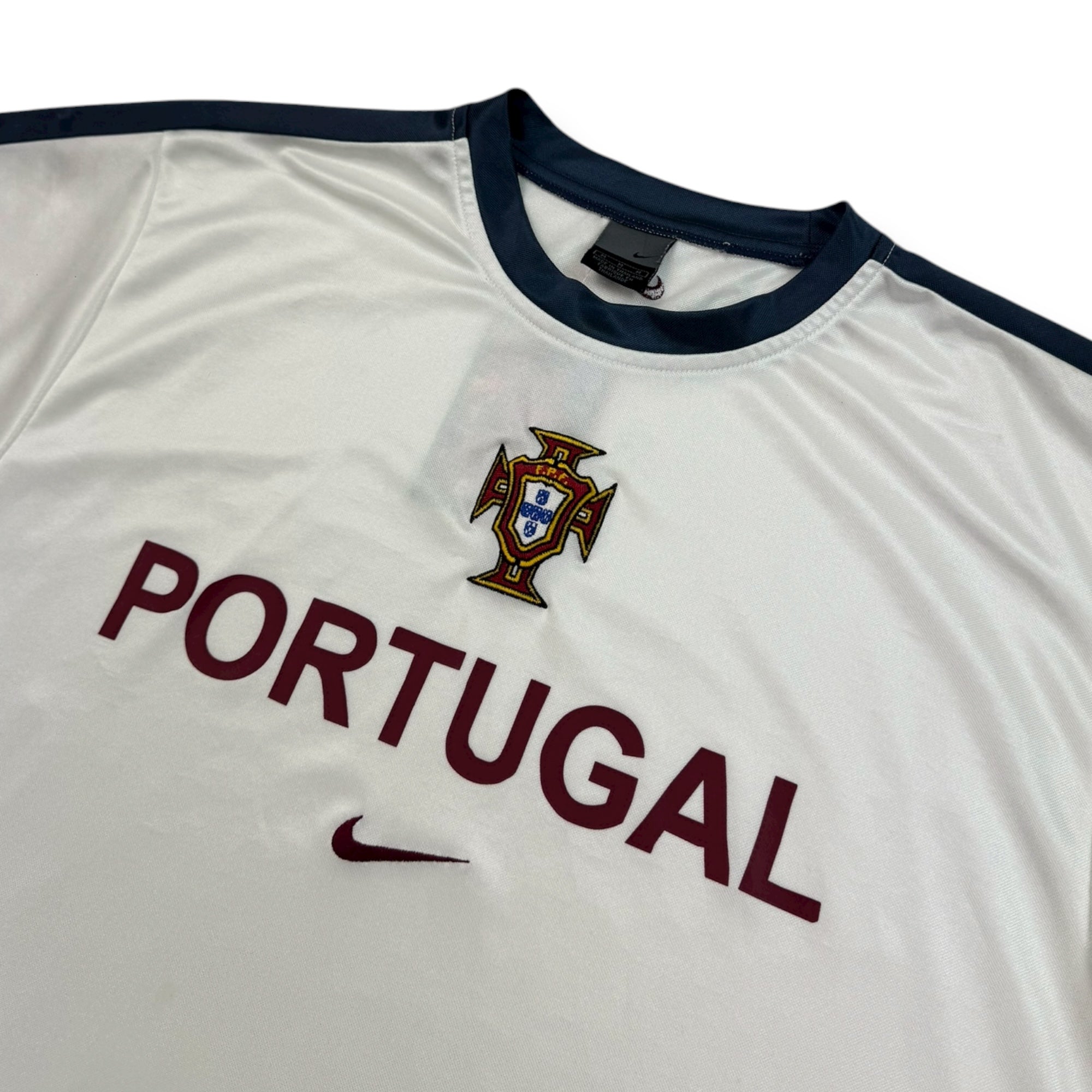 Portugal 2002 Training Shirt (M)