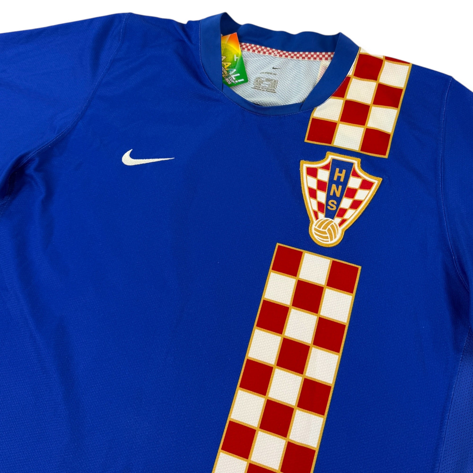 Croatia 2006 Away Shirt (L)