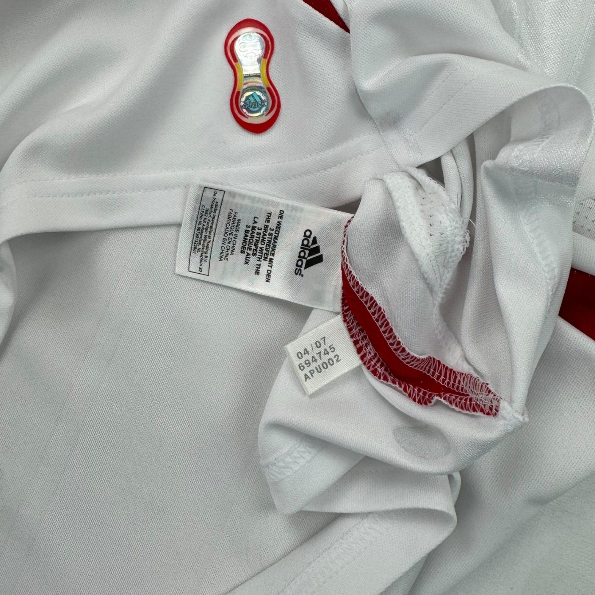 Liverpool 2007 Away Shirt (S)