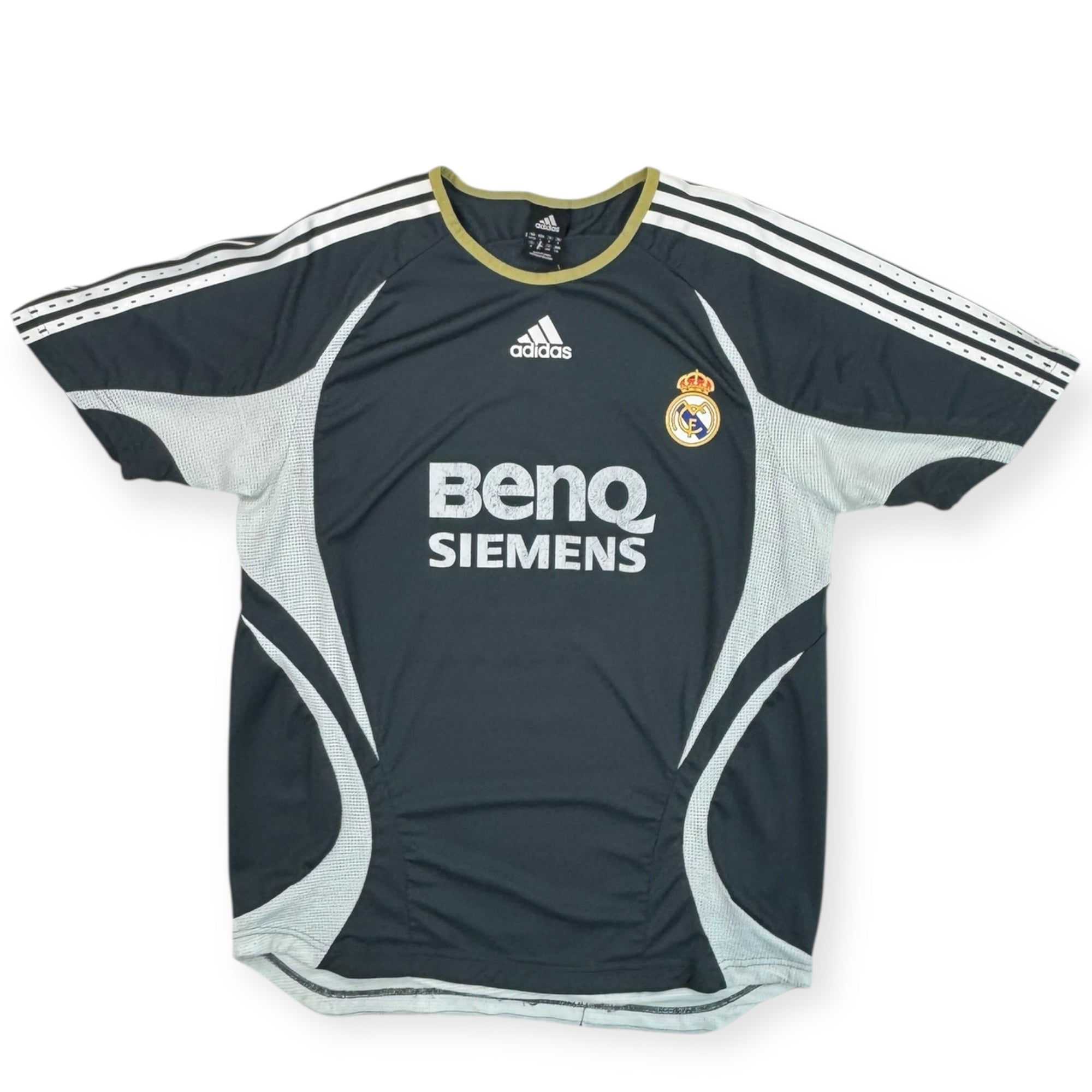 Real Madrid 2006 Training Shirt (L)