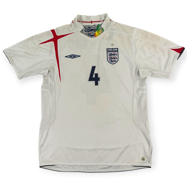 England 2005 Home Shirt, Gerrard 4 (L)