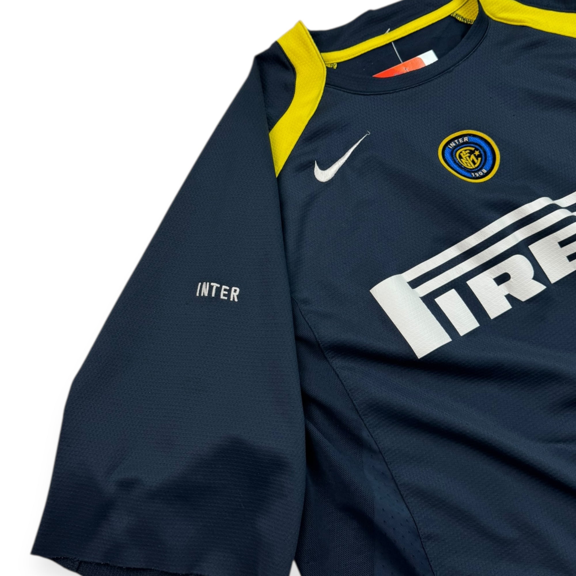 Inter Milan 2004 Training Shirt (XL)