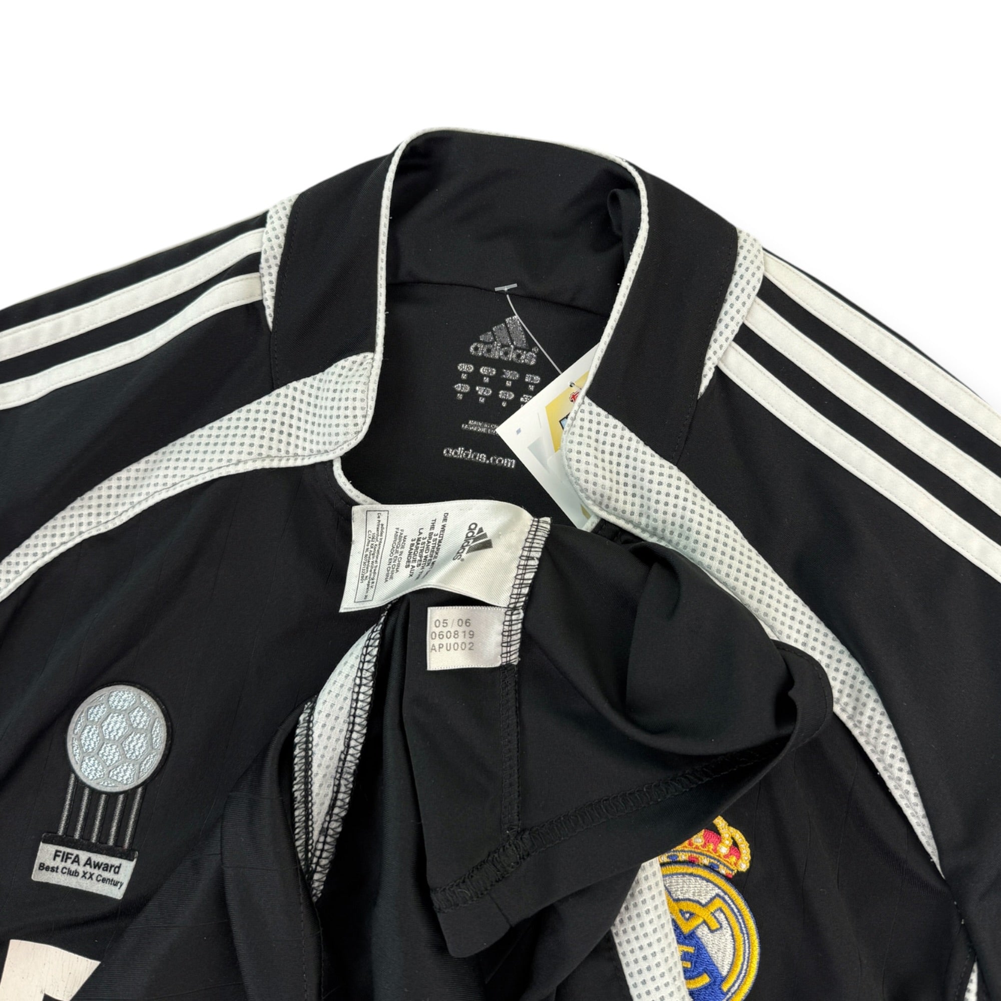 Real Madrid 2006 Away Shirt (M)