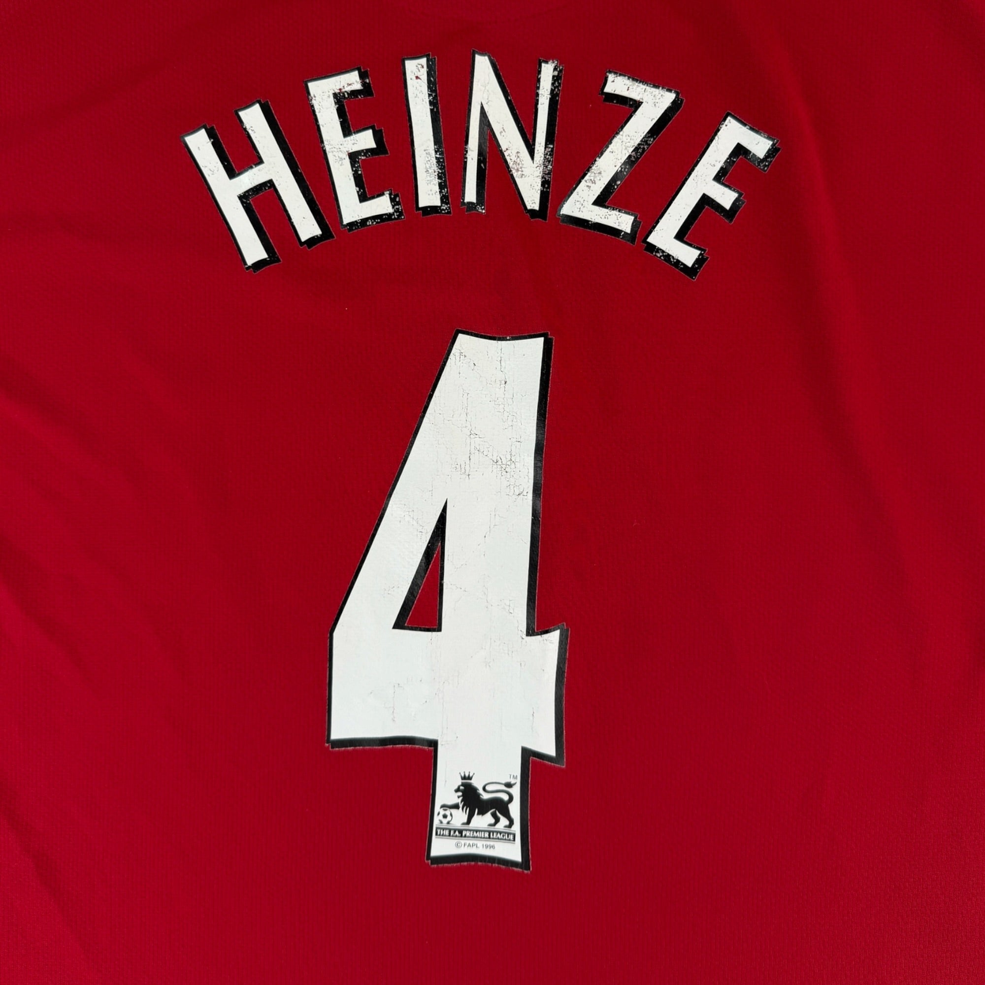 Manchester United 2006 Home Shirt, Heinze 4 (XXL)