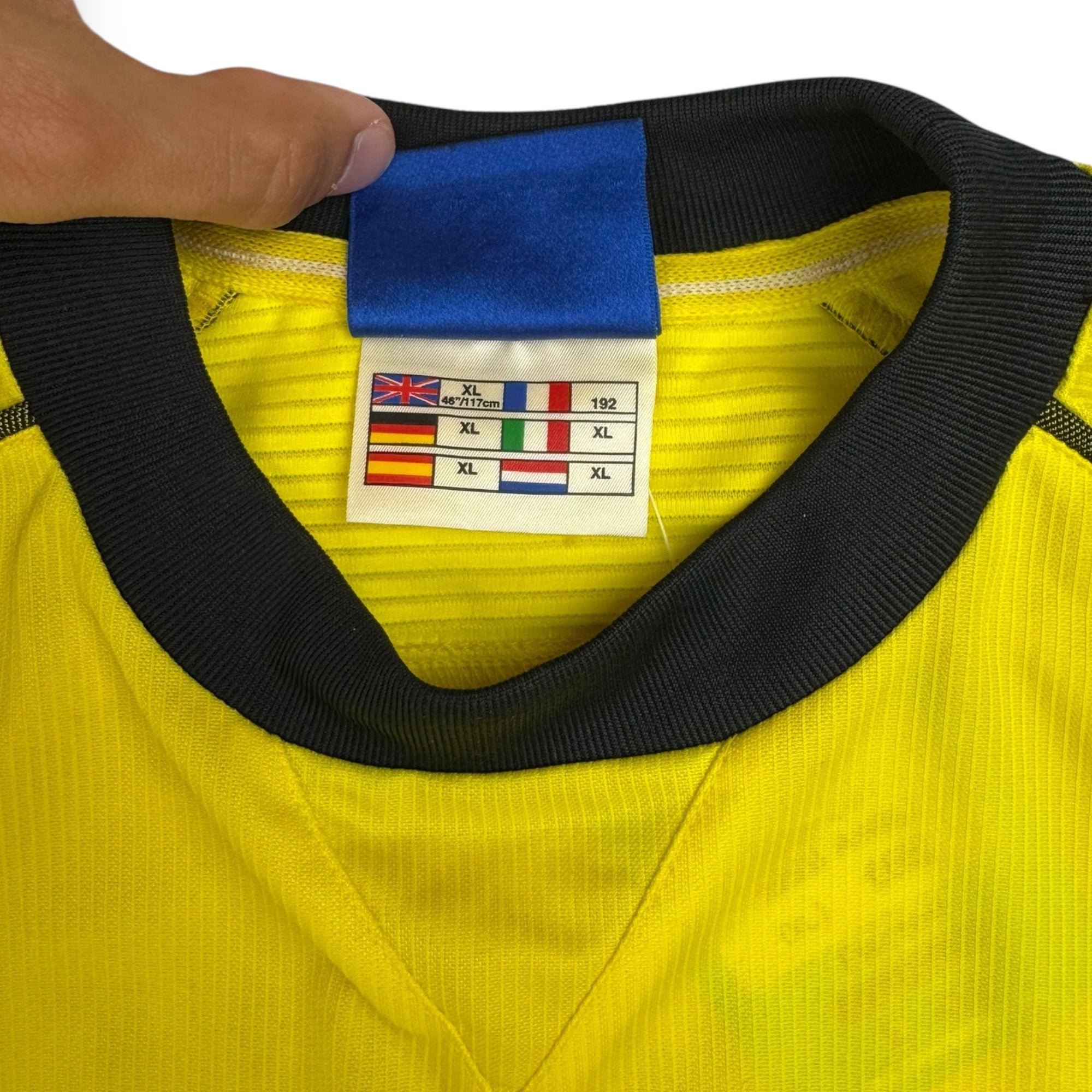 Everton 1999 Away Shirt, Hughes 18 (XL)