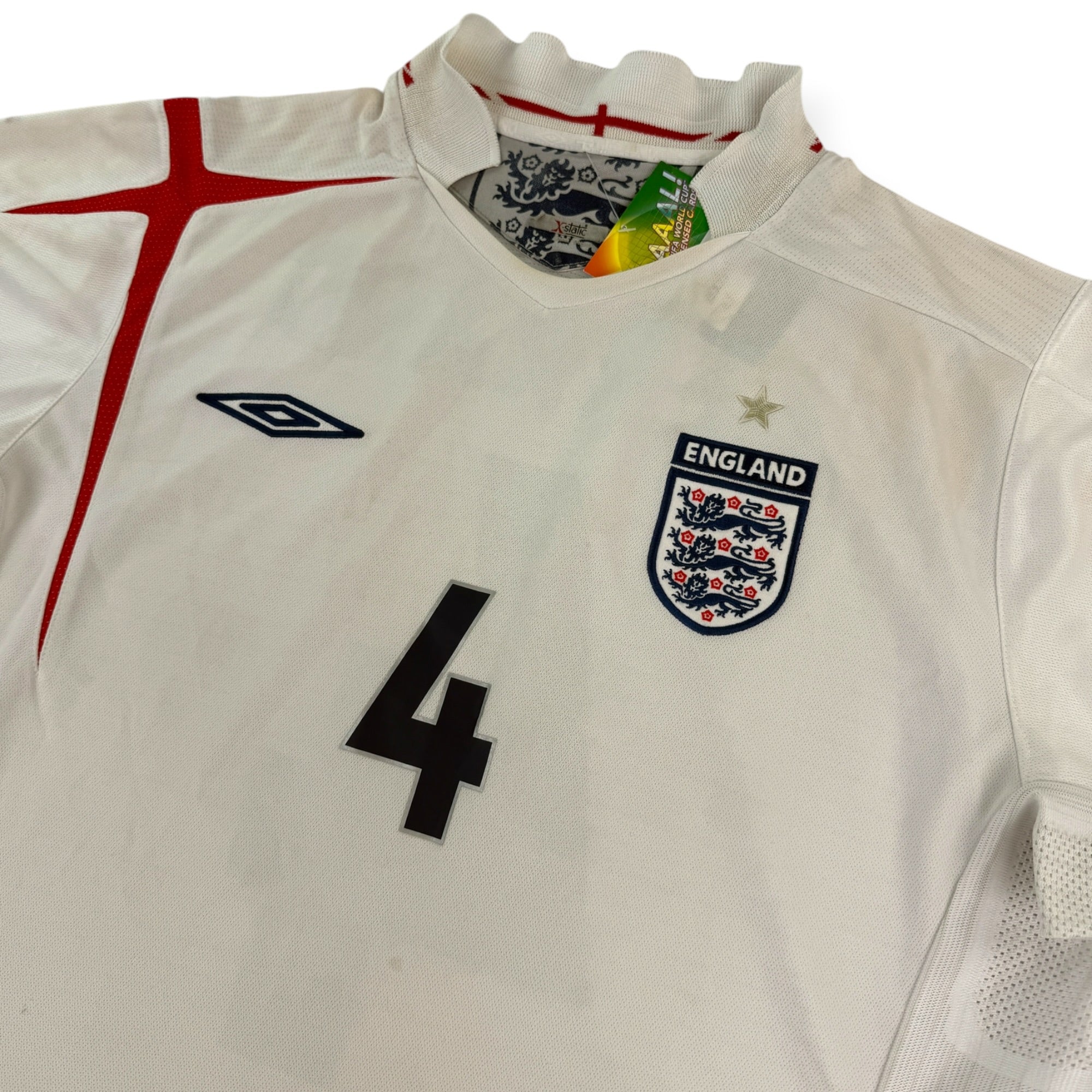 England 2005 Home Shirt, Gerrard 4 (L)