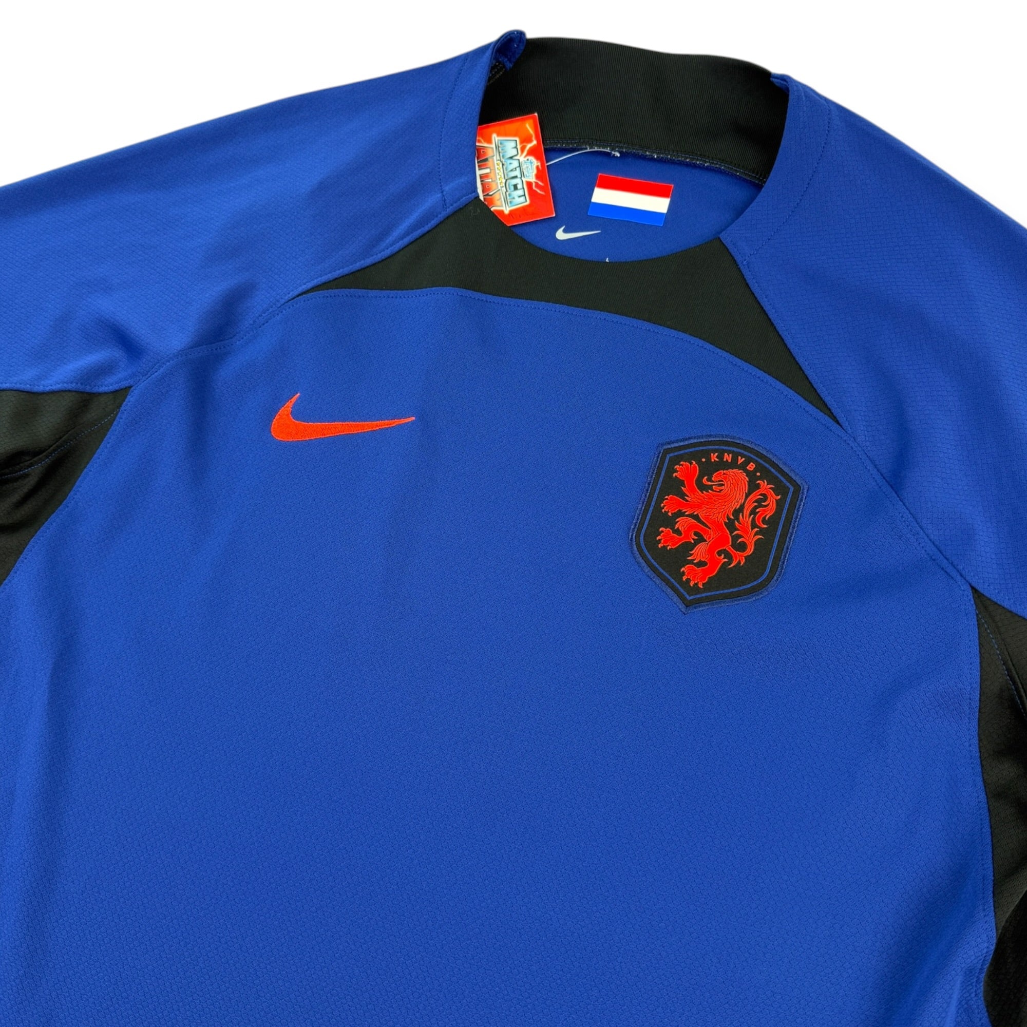 Netherlands 2022 Away Shirt (L)