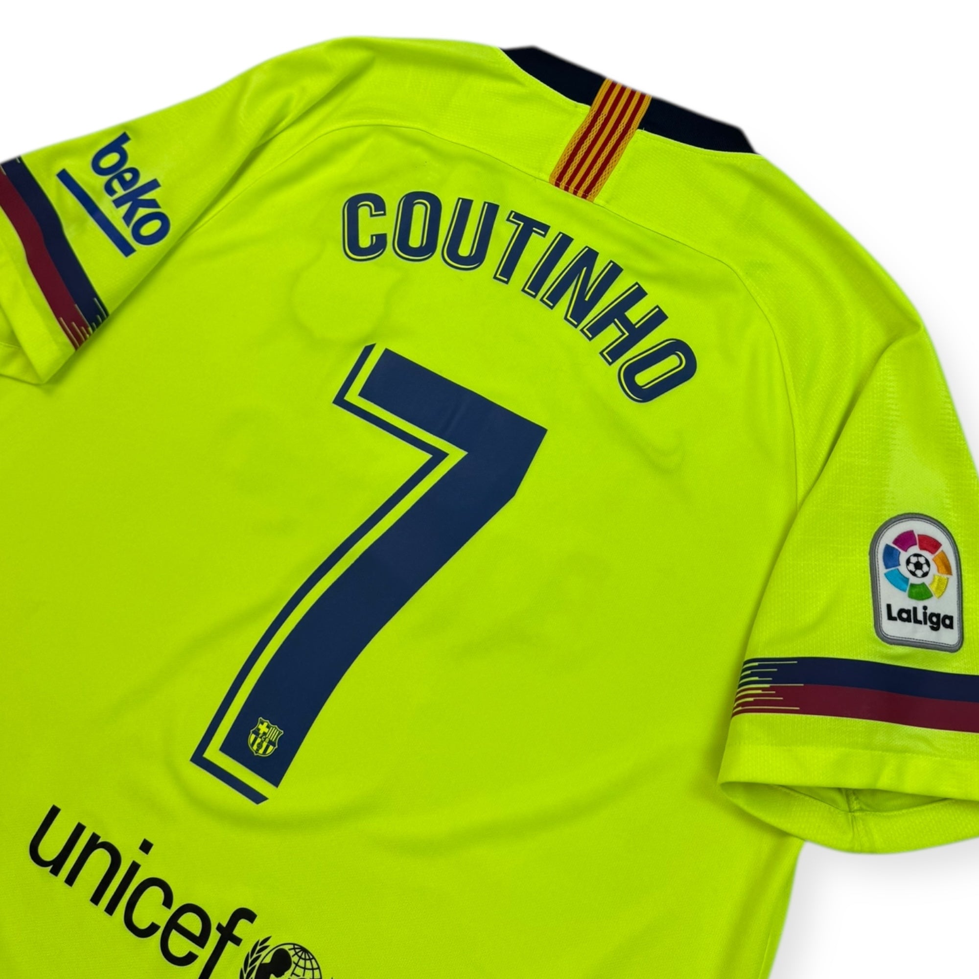 FC Barcelona 2018 Away Shirt Couthino 7 (XL)
