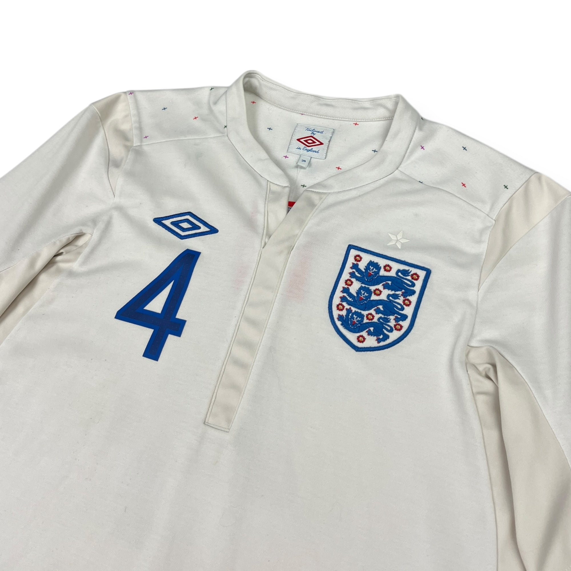 England 2011 Home Shirt, Gerrard 4 (M)