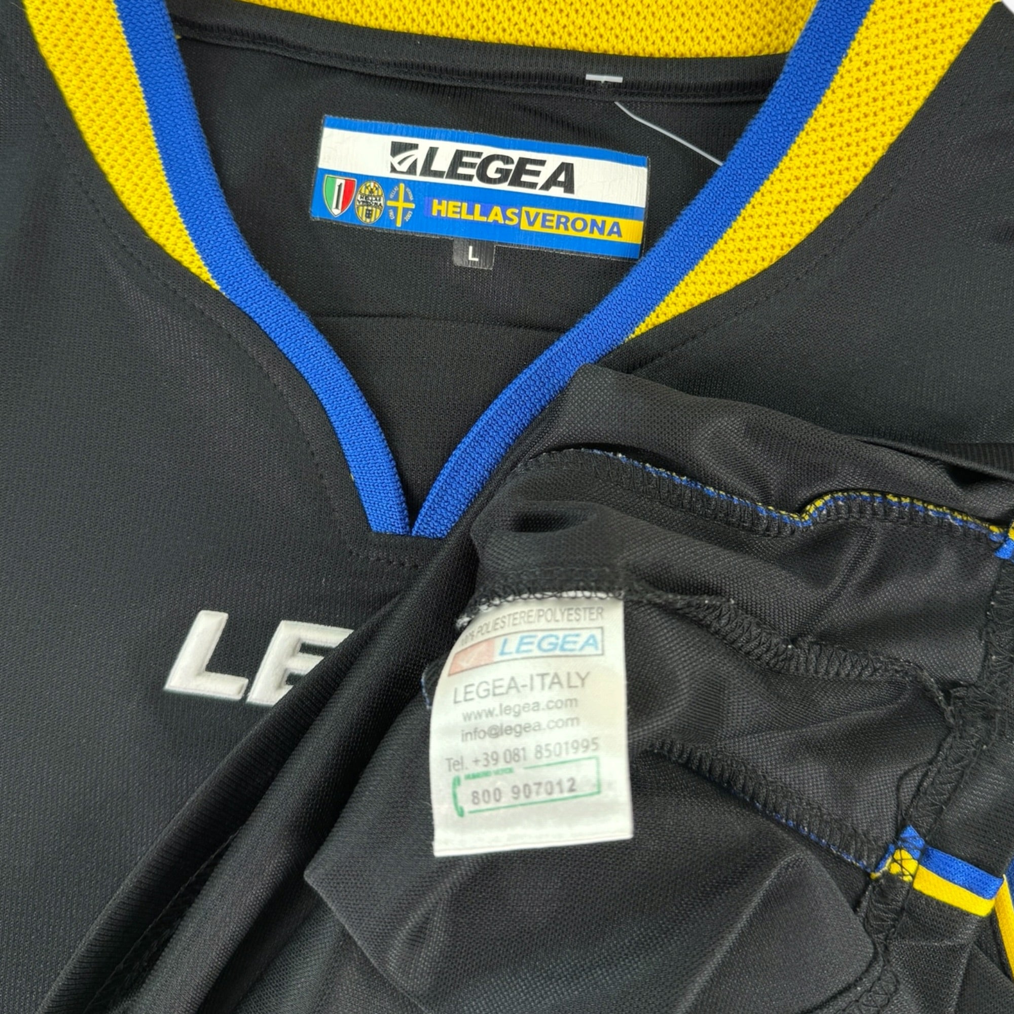 Hellas Verona 2003 Third Shirt (L)