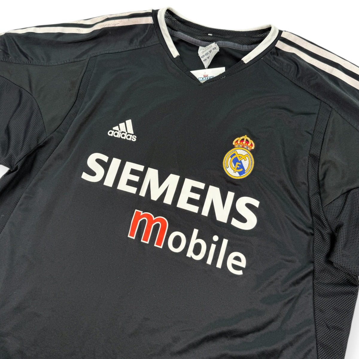 Real Madrid 2004 Away Shirt (L)
