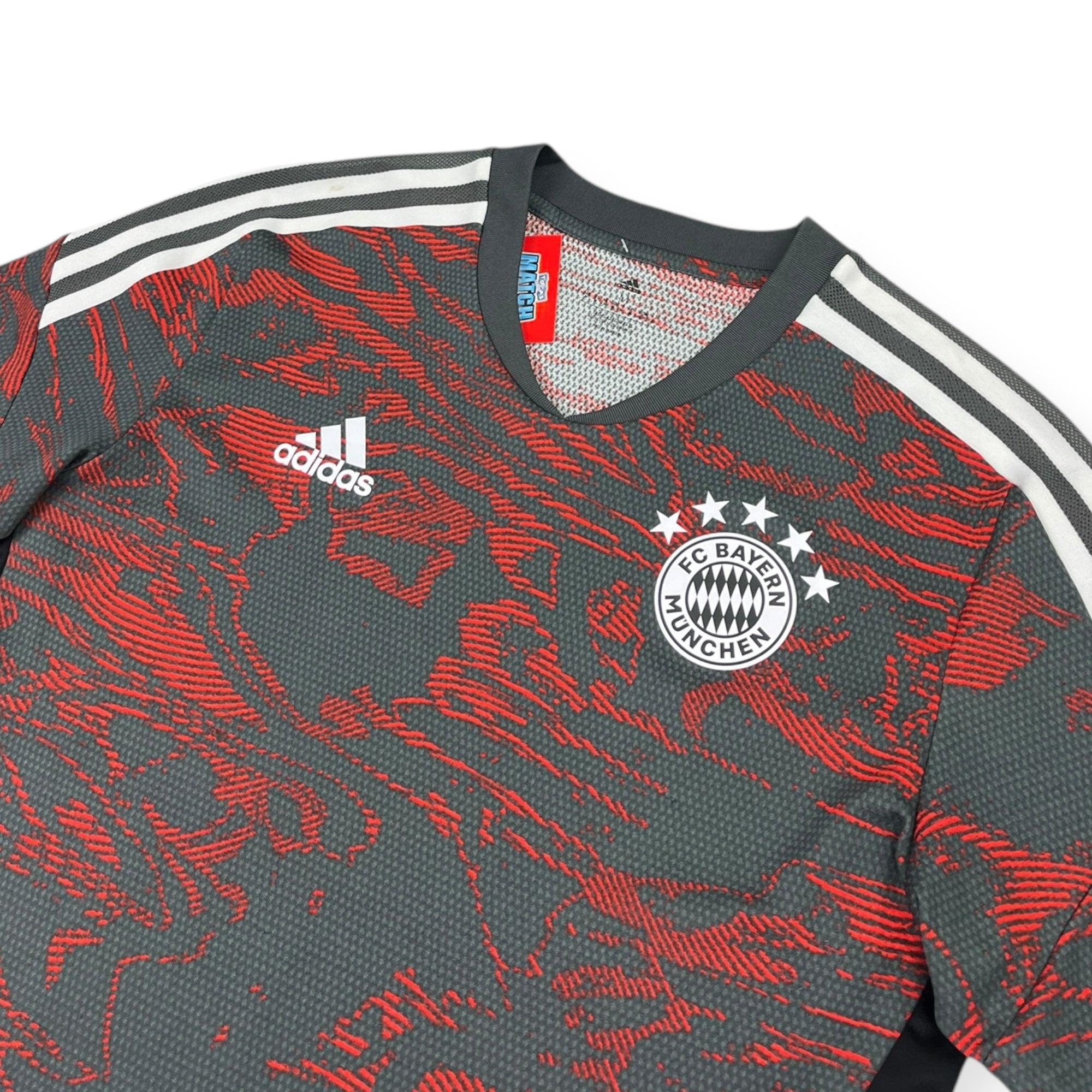 Bayern Munich 2022 Training Shirt (M)