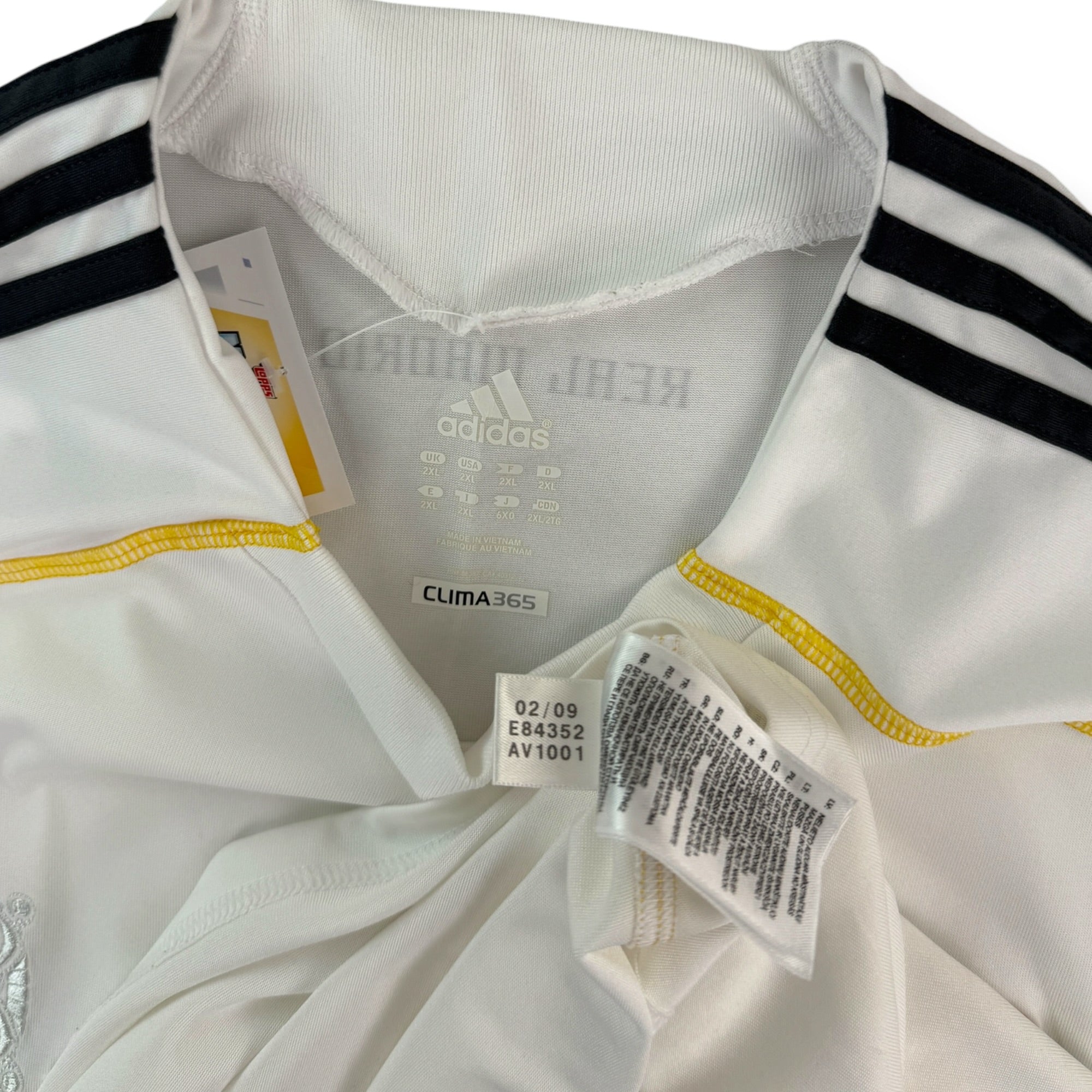Real Madrid 2009 Home Shirt (XXL)