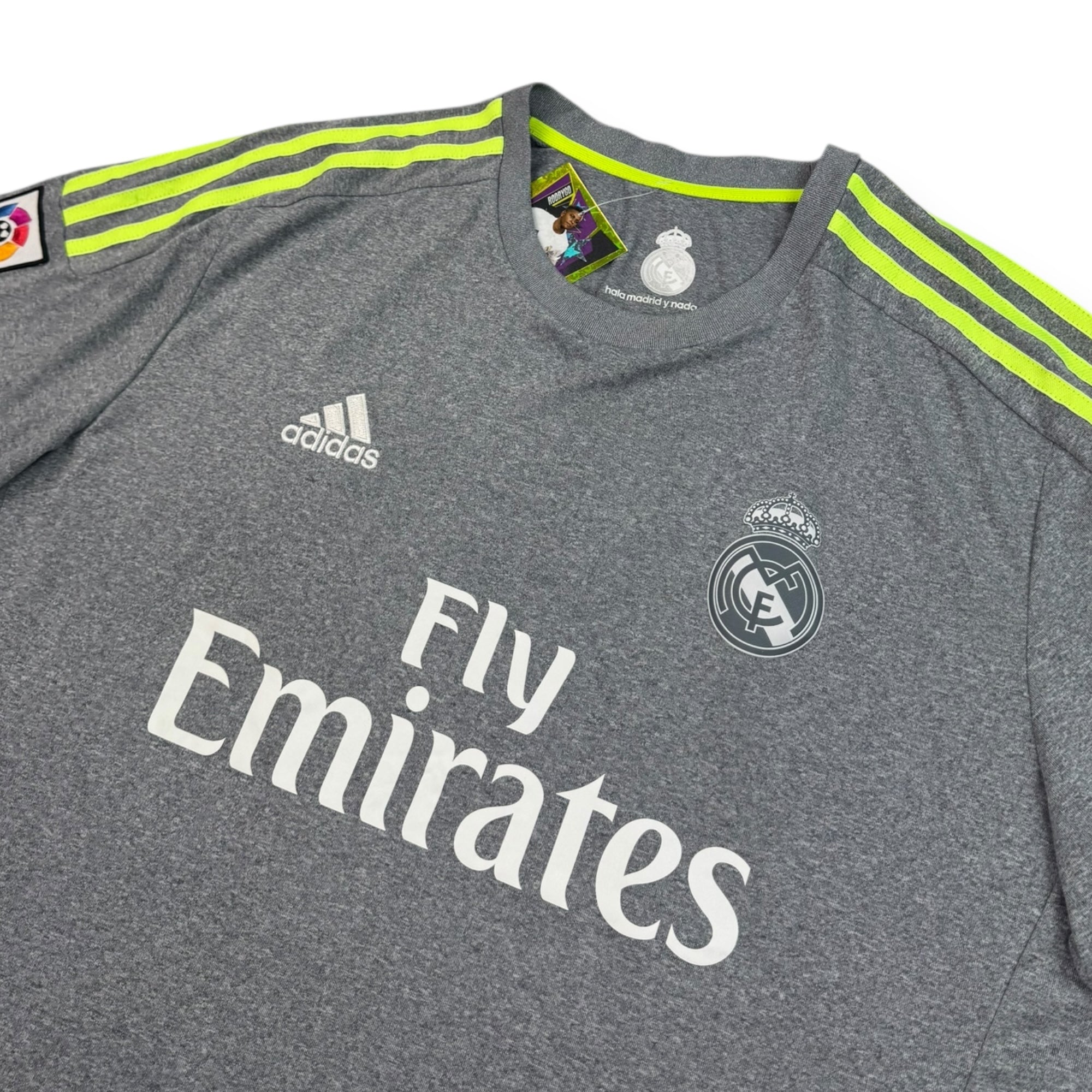 Real Madrid 2015 Away Shirt (XL)