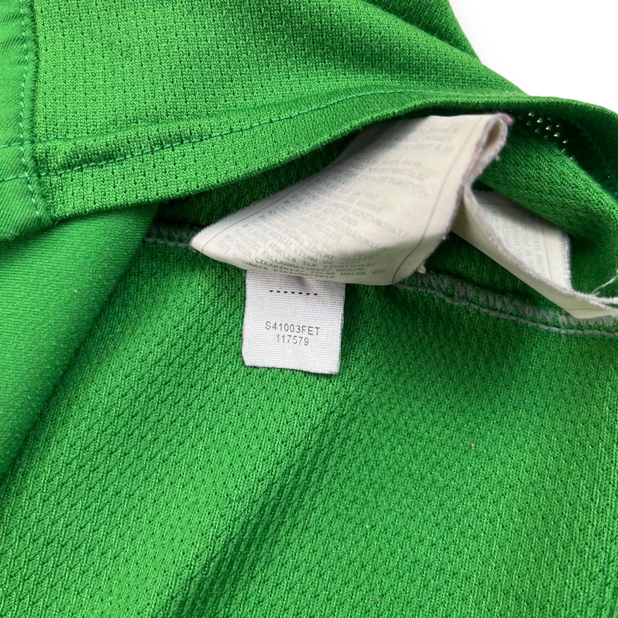 Brazil 2004 Training Shirt (M)