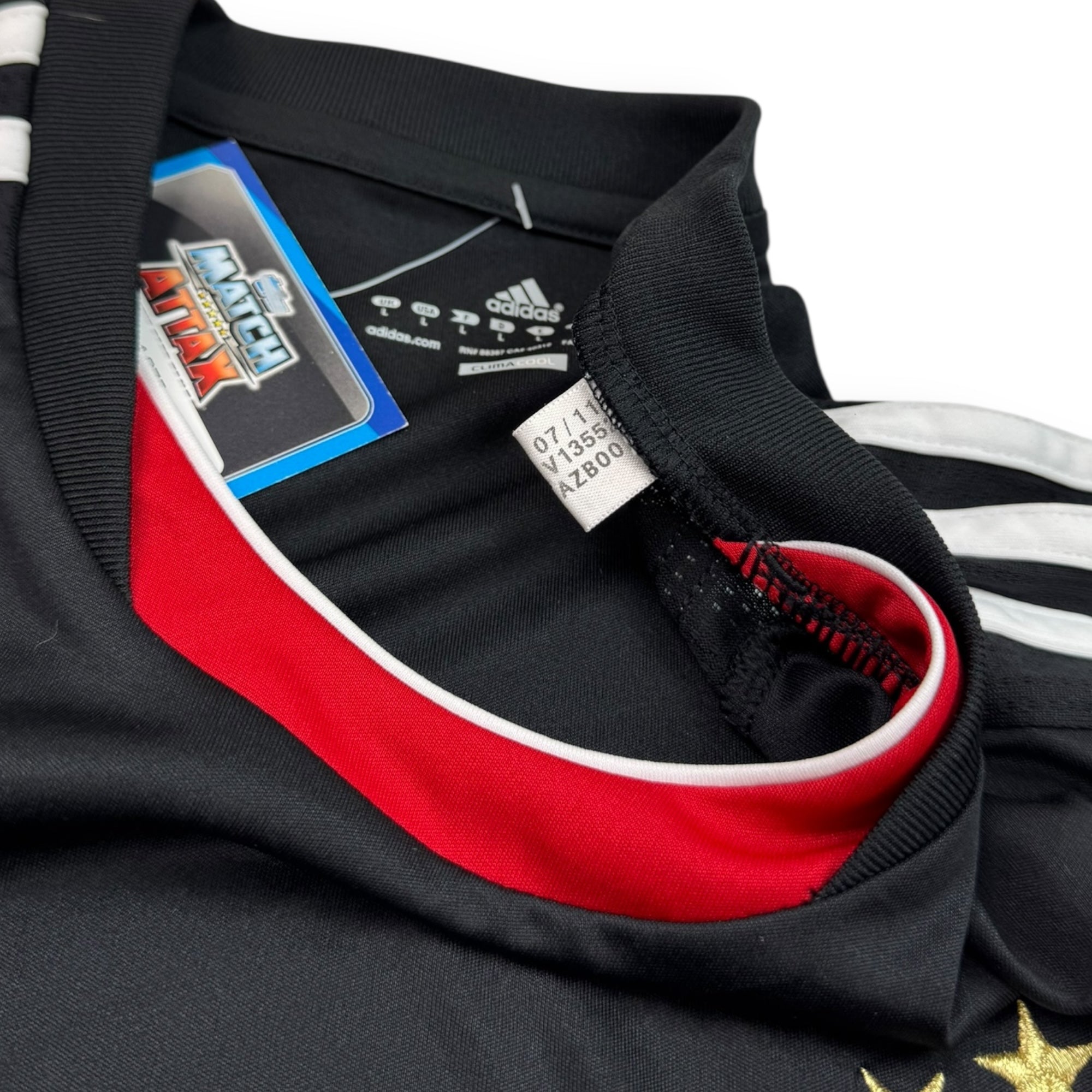 Bayern Munich 2011 Third Shirt (L)