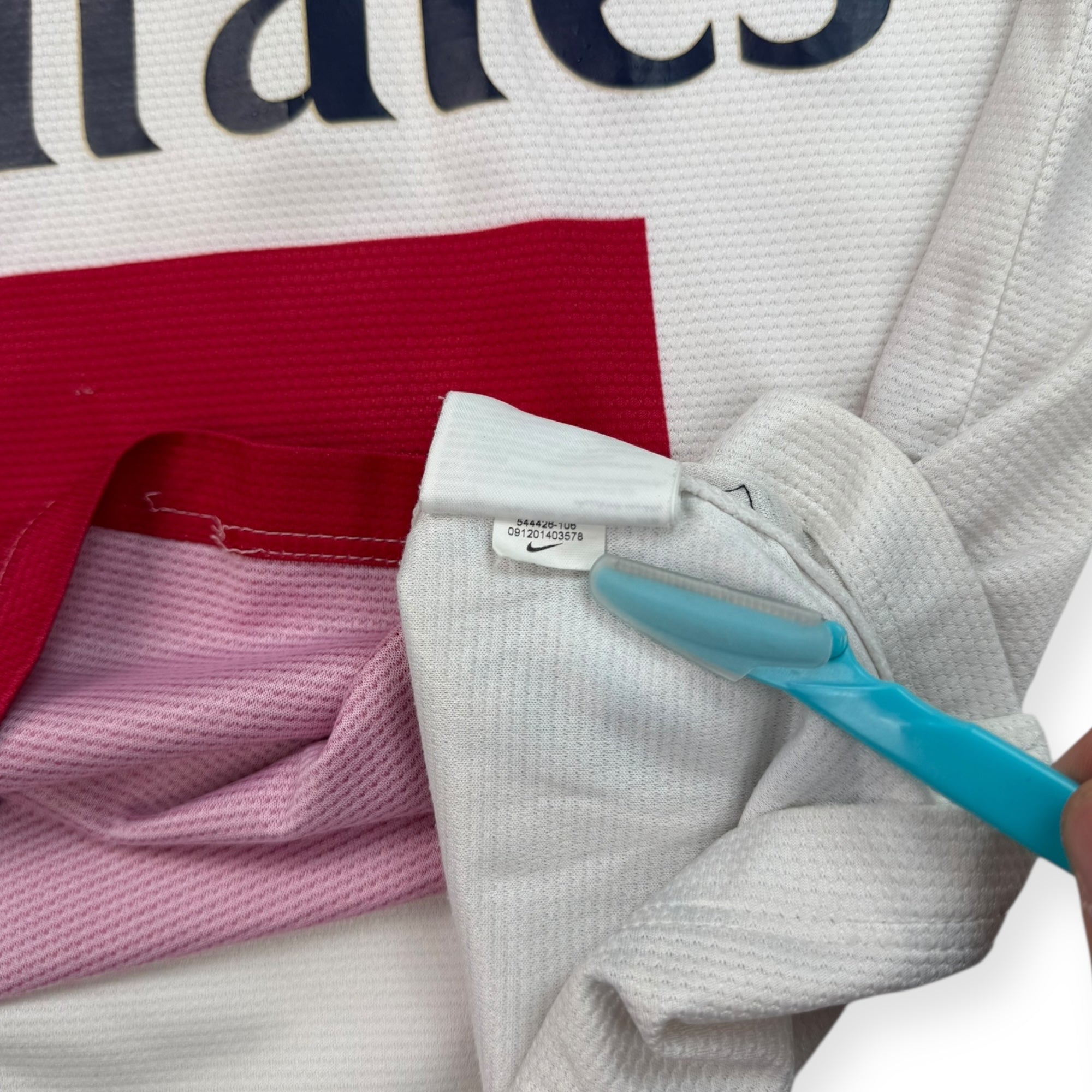 PSG 2013 Away Shirt (S)