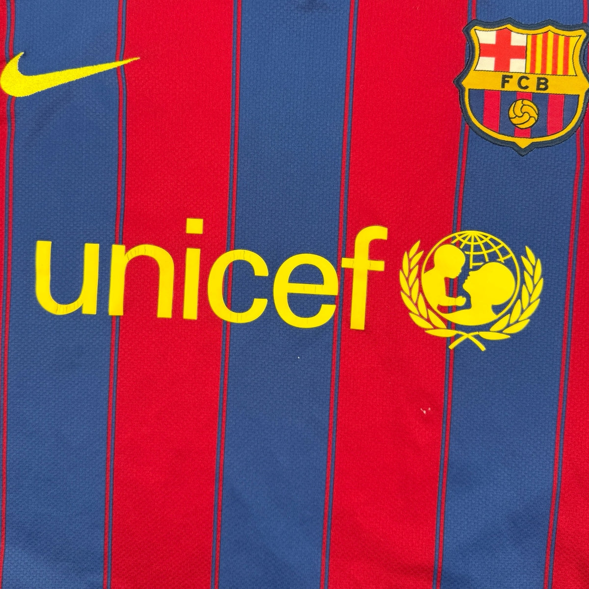 FC Barcelona 2009 Home Shirt (L)