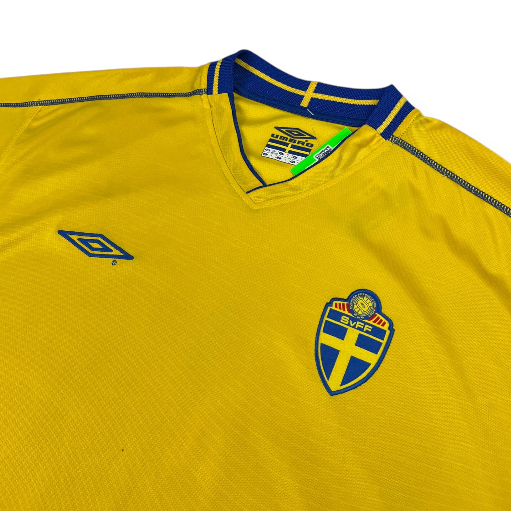 Sweden 2003 Home Shirt (L)