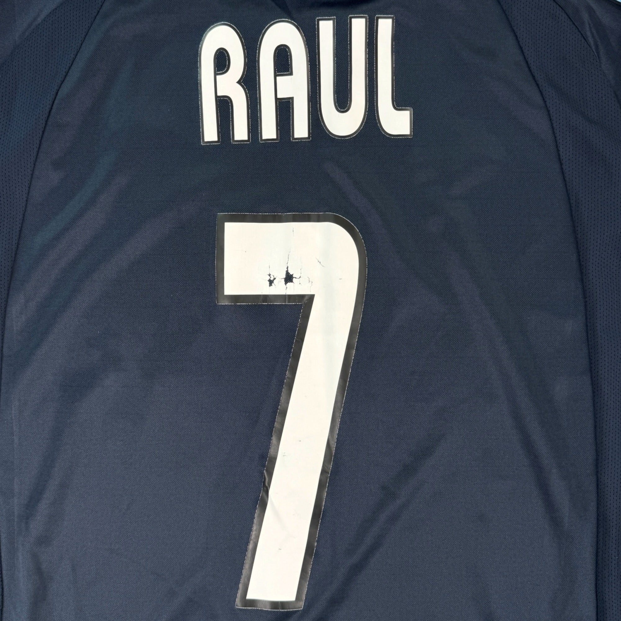 Real Madrid 2003 L/S Away Shirt, Raul 7 (M)