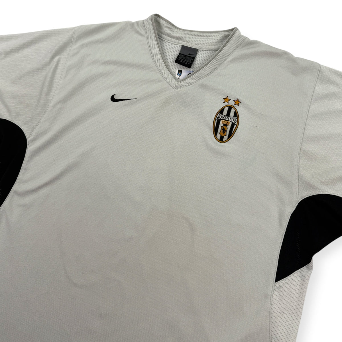 Juventus 2003 Training Shirt (L)