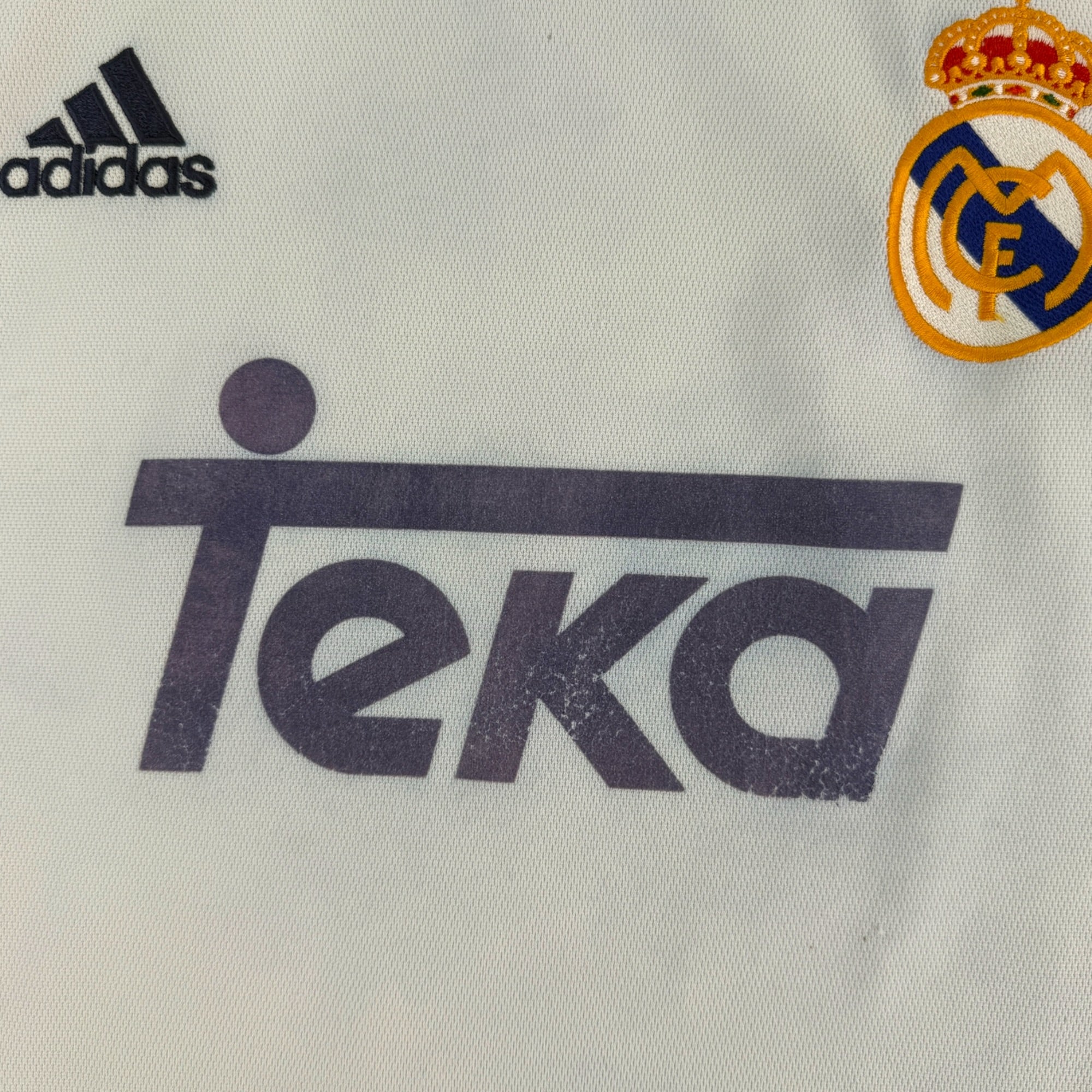 Real Madrid 2000 Home Shirt (M)