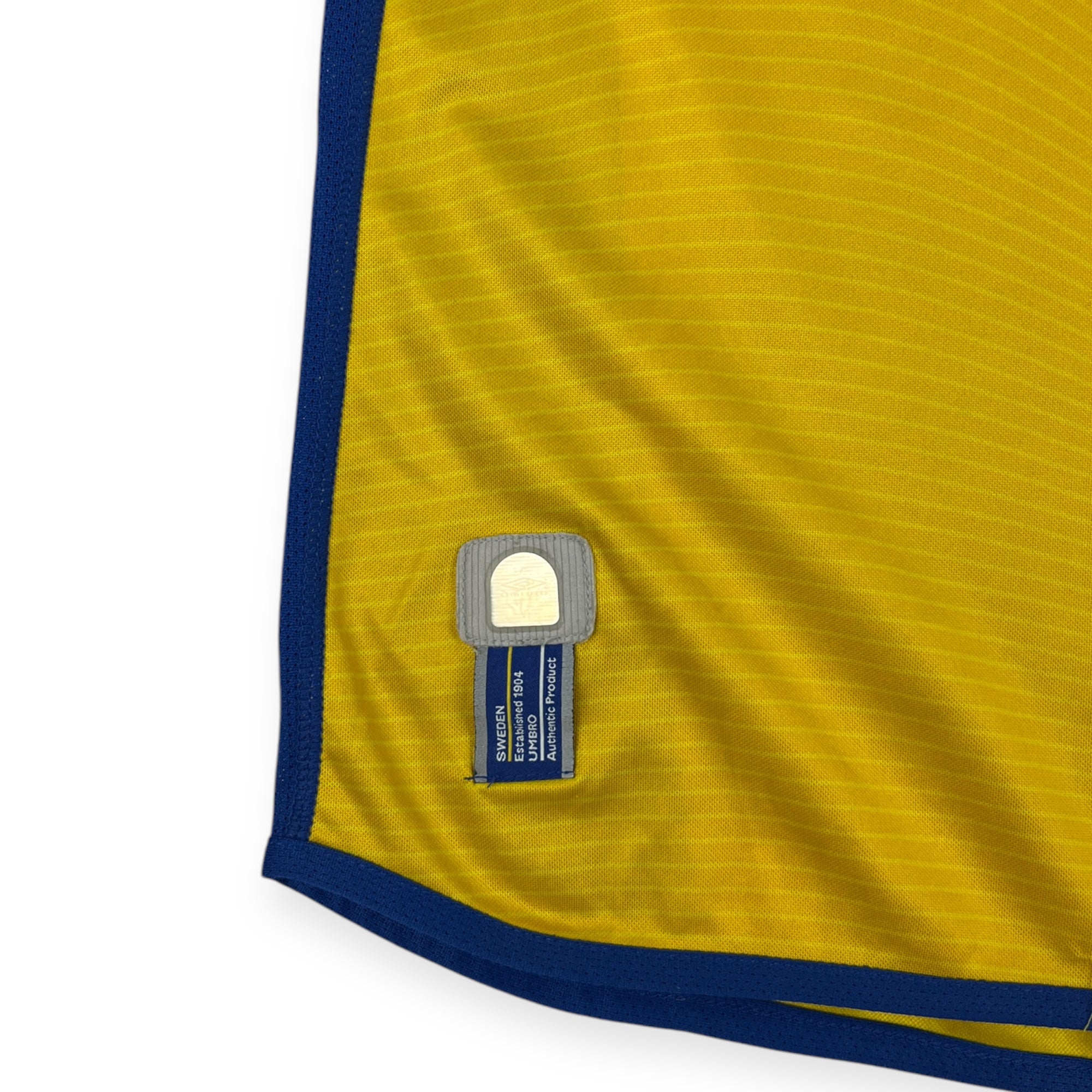 Sweden 2003 Home Shirt (L)