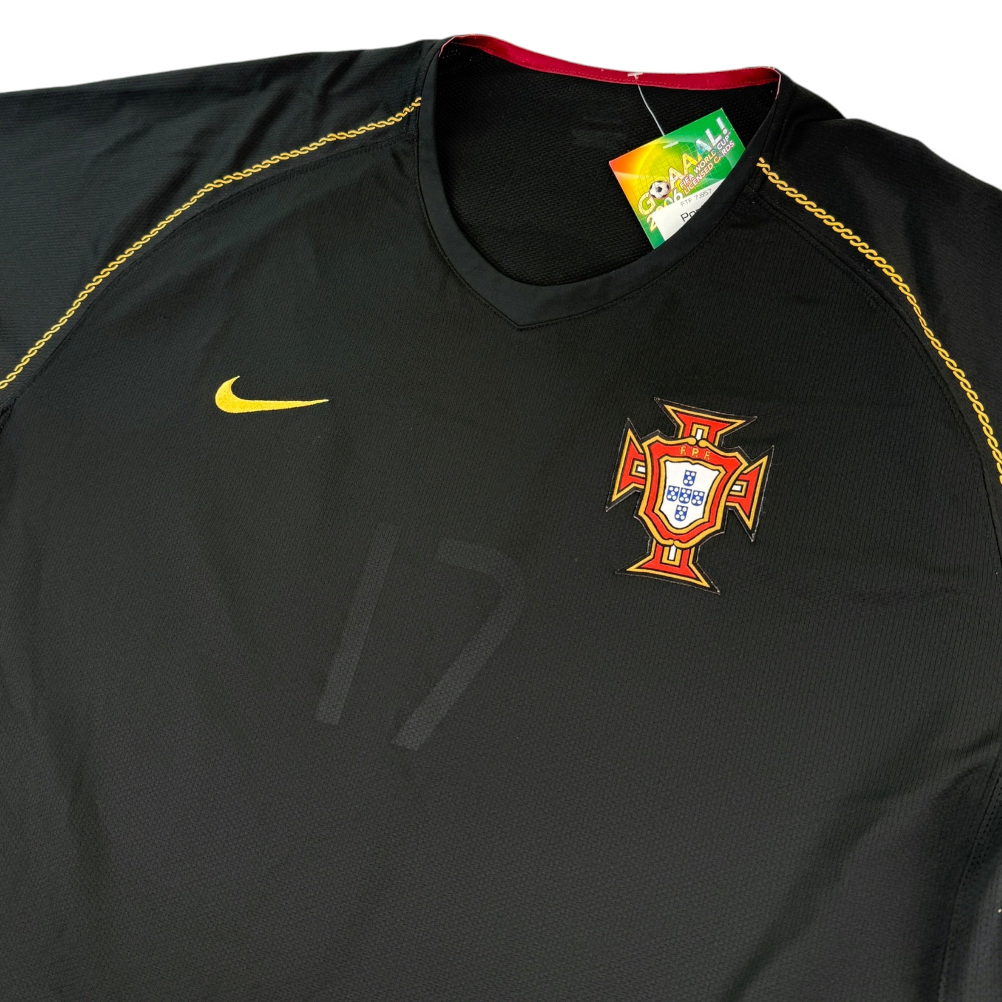Portugal 2006 Away Shirt (XL)