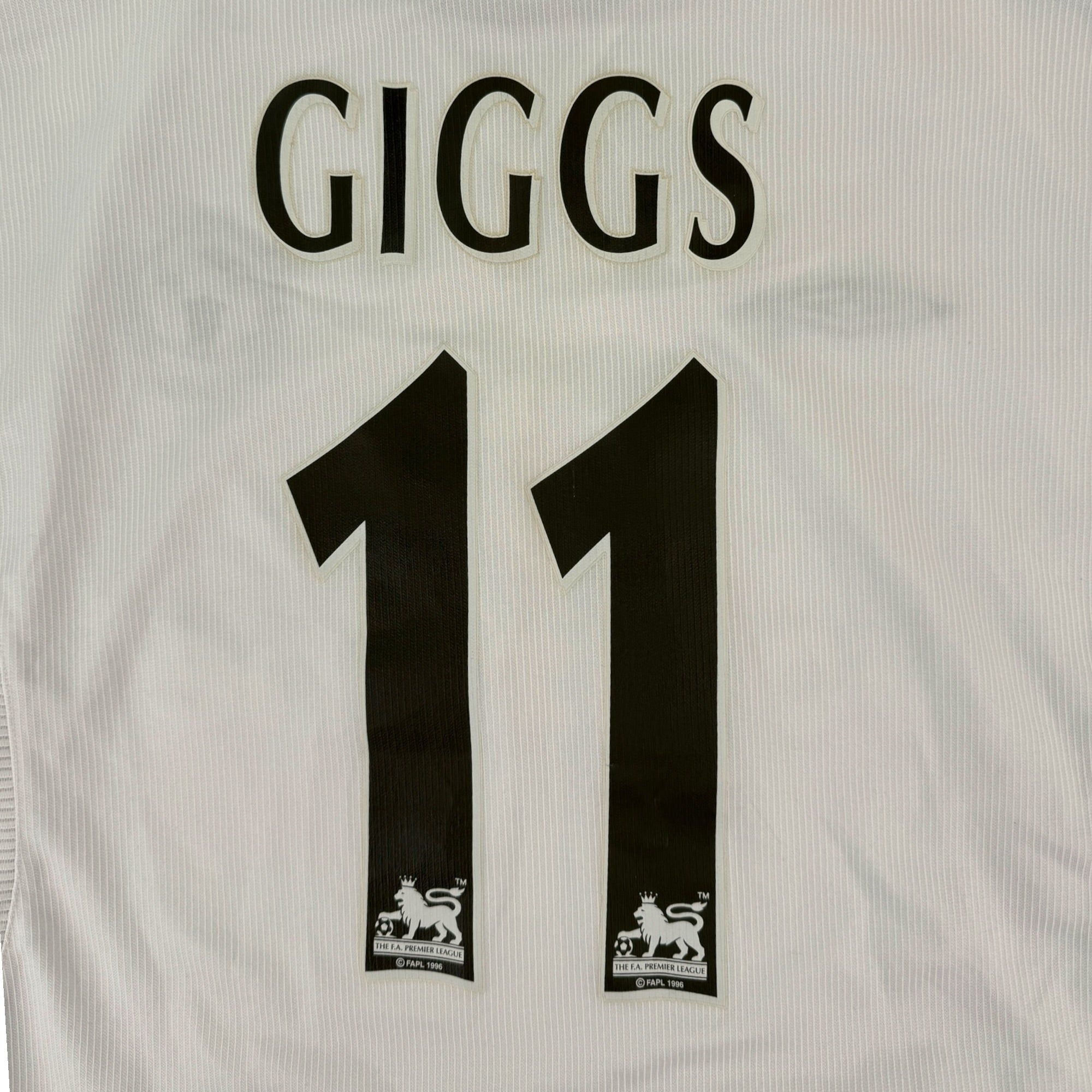 Manchester United 2000 L/S Away Shirt, Giggs 11 (L)