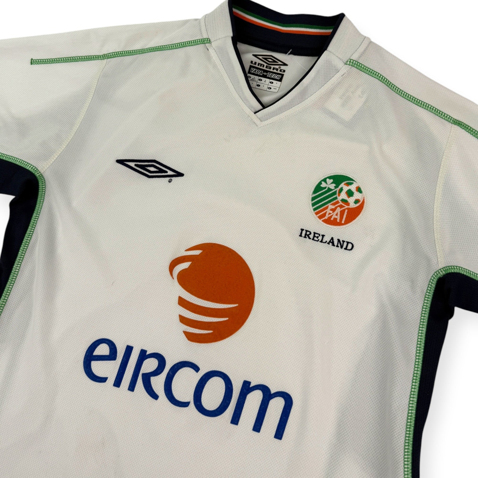 Ireland 2002 Away Shirt (S)