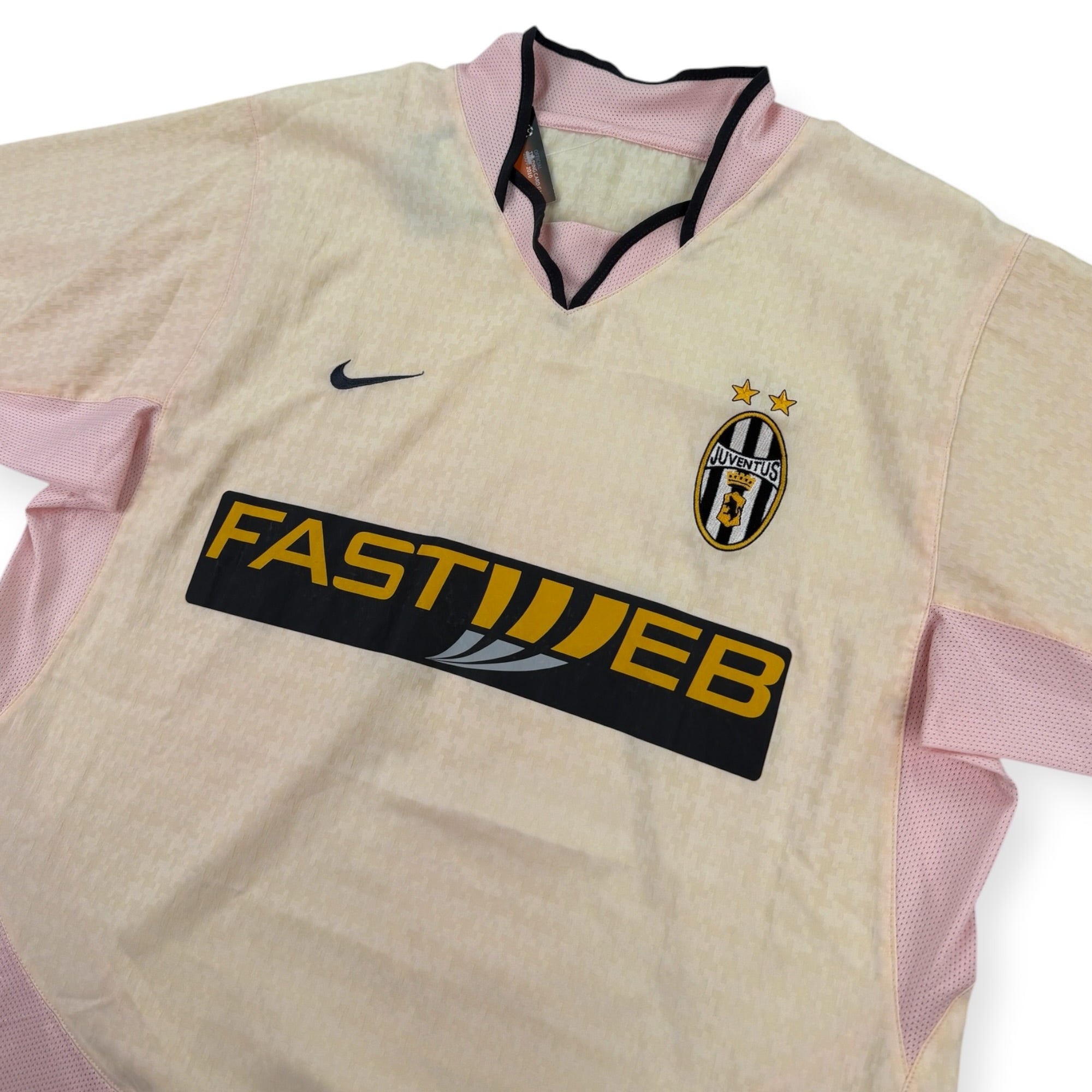 Juventus 2003 Away Shirt (M)