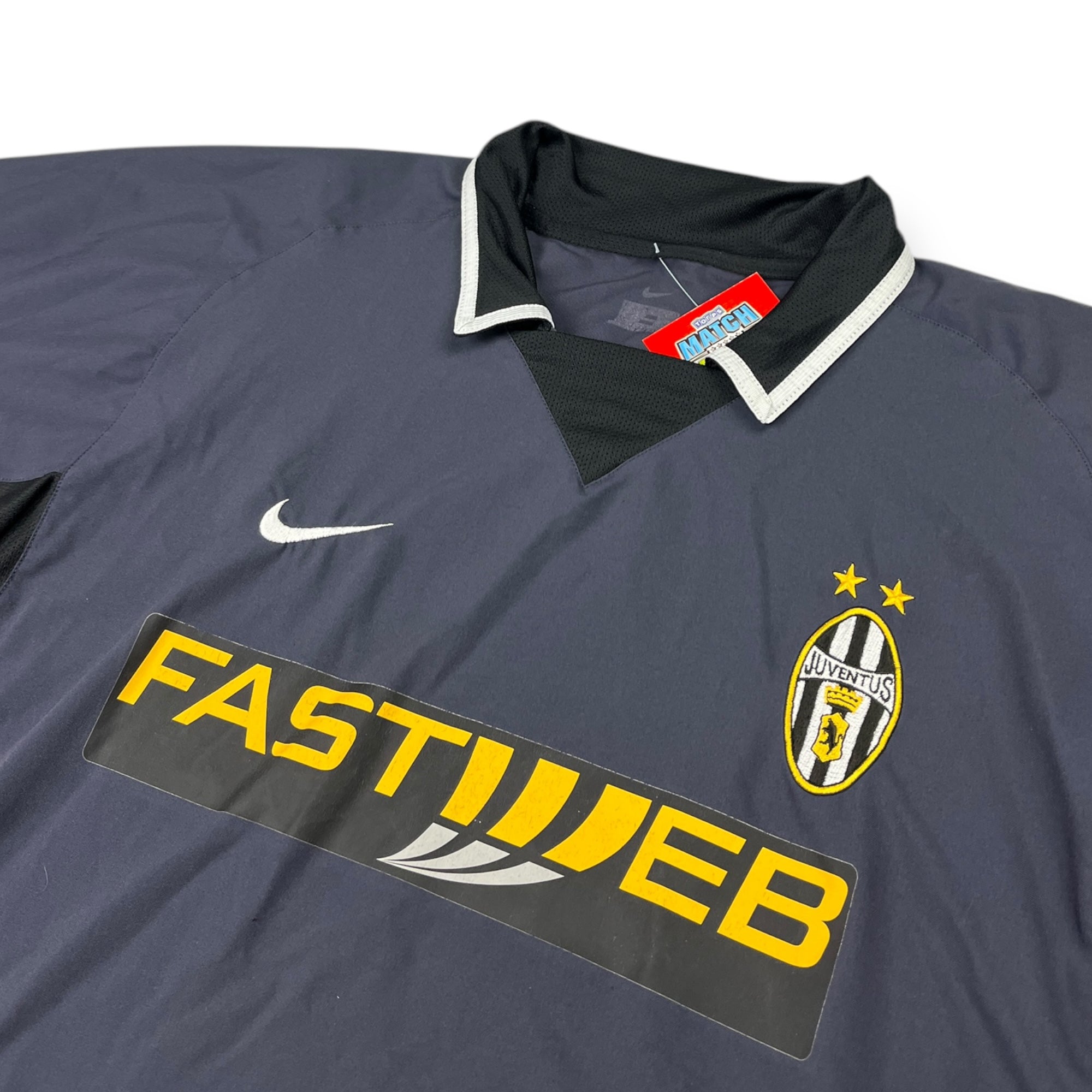 Juventus 2003 Third Shirt (XL)