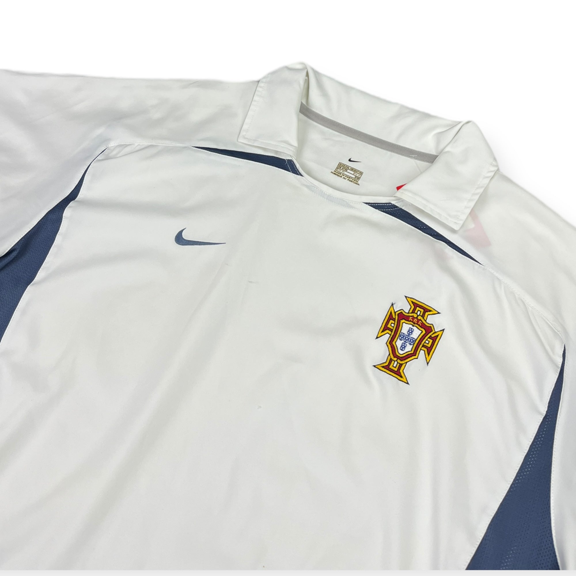 Portugal 2002 Away Shirt (XXL)