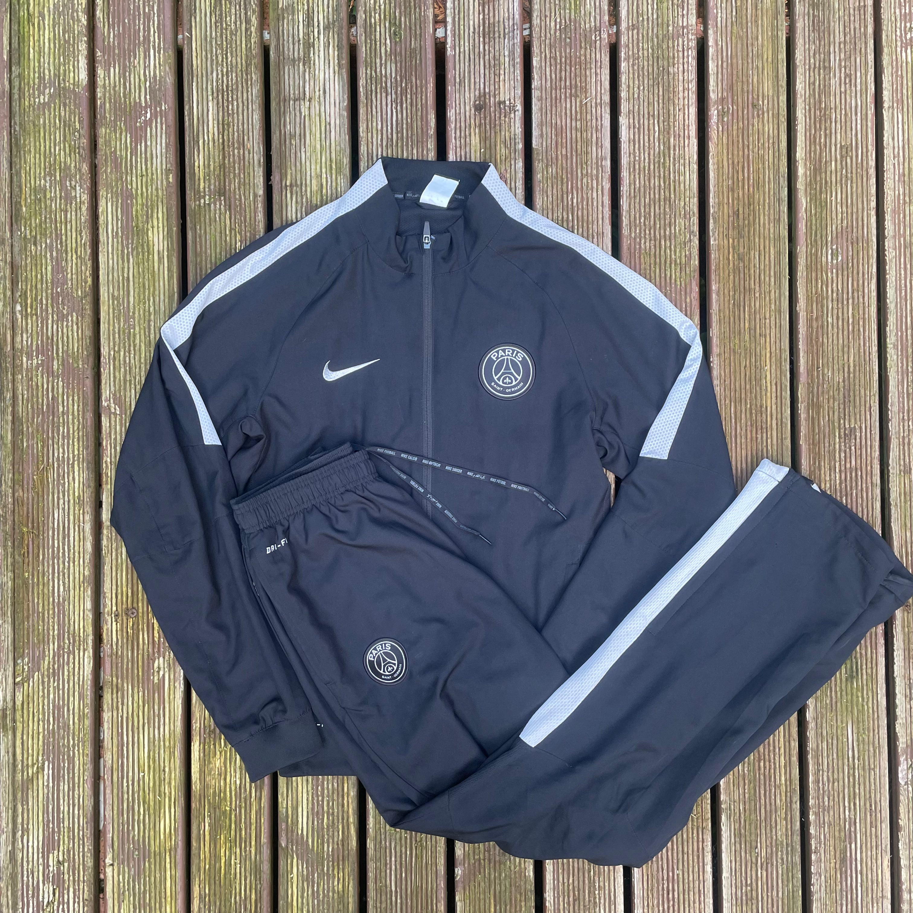 Ensemble sales nike psg
