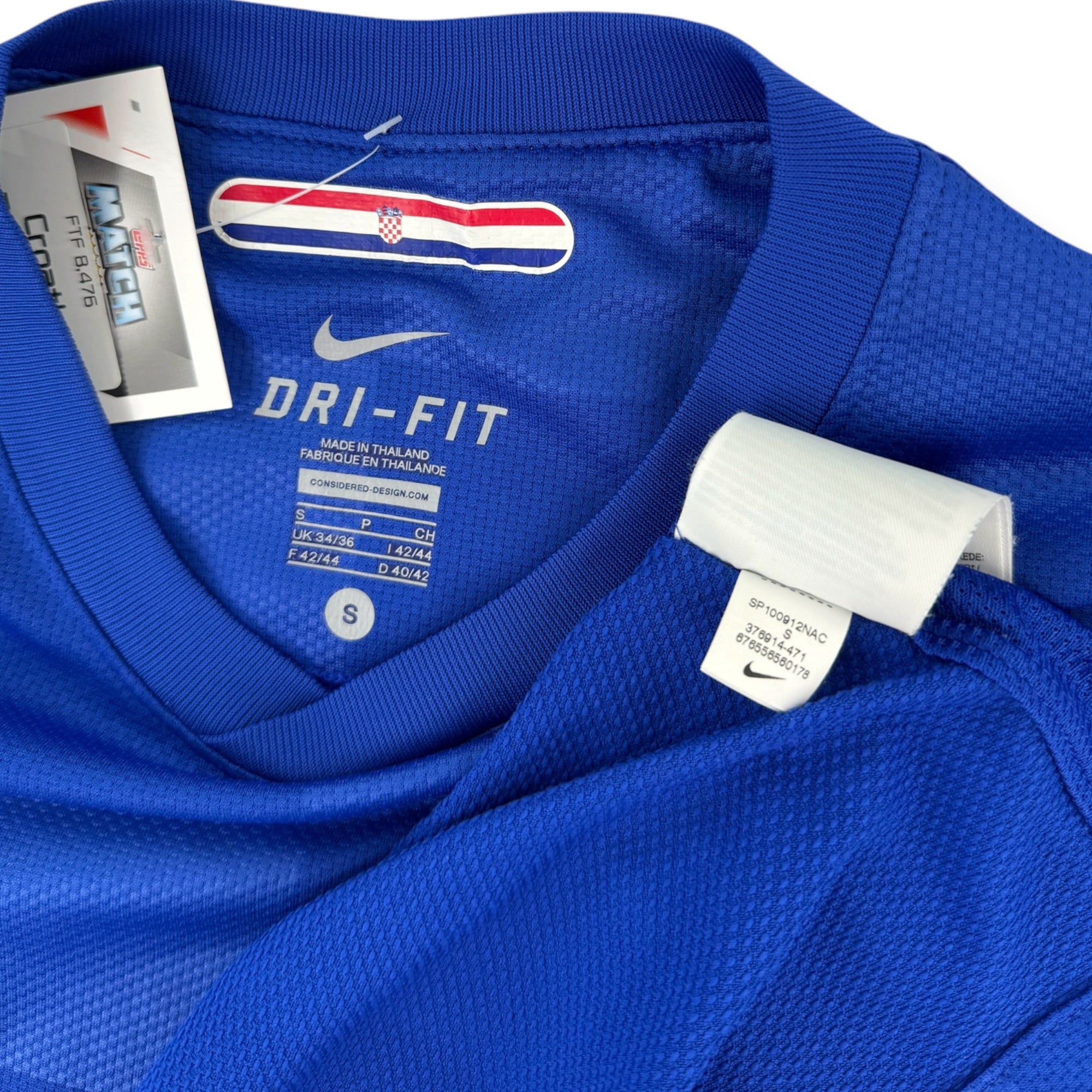 Croatia 2010 Away Shirt (S)