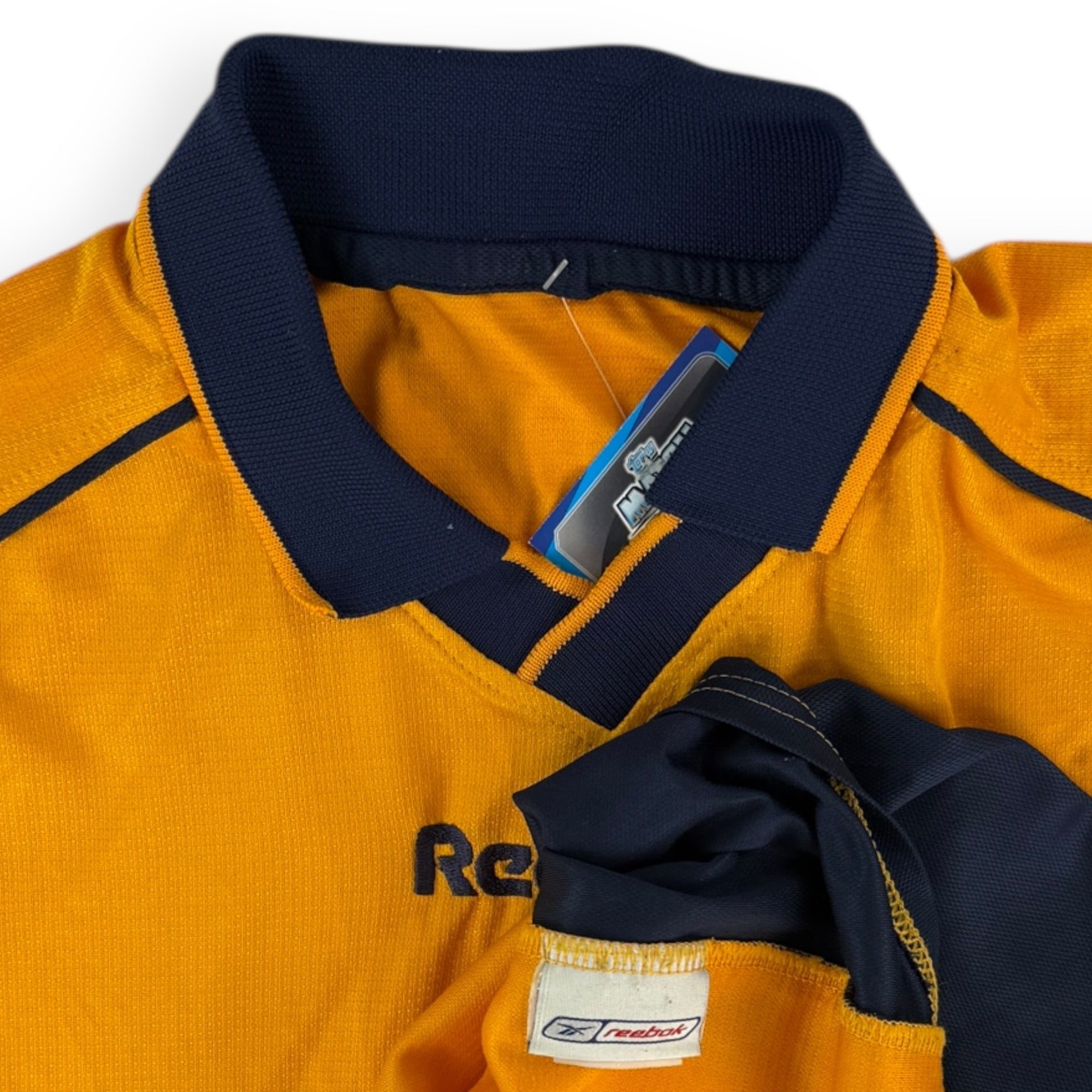 Liverpool 2000 Away Shirt (S)