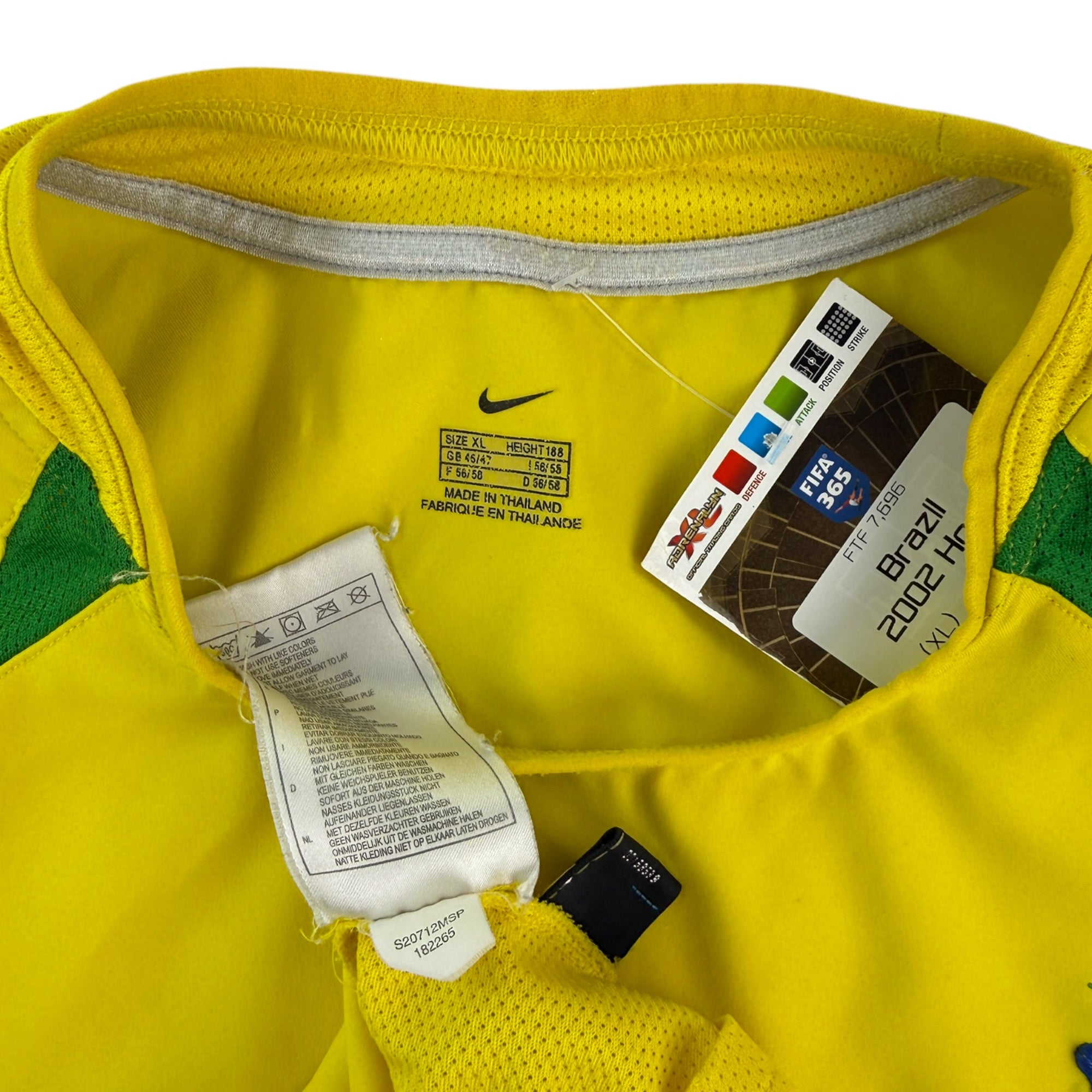 Brazil 2002 Home Shirt (XL)