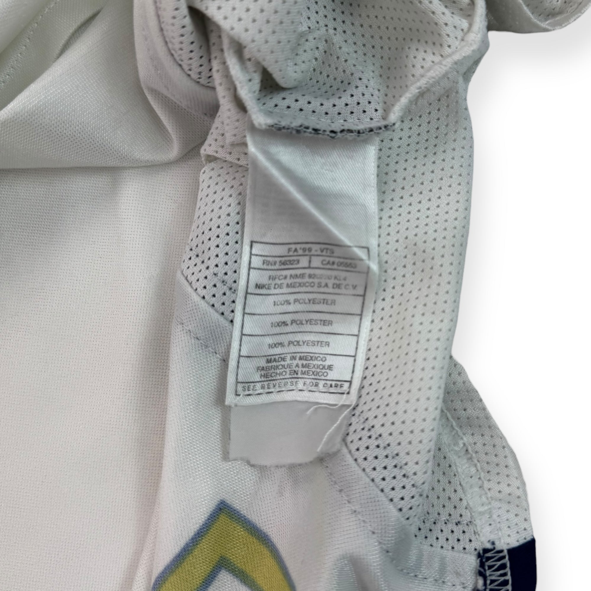 UNAM Pumas 1999 Away Shirt (M)